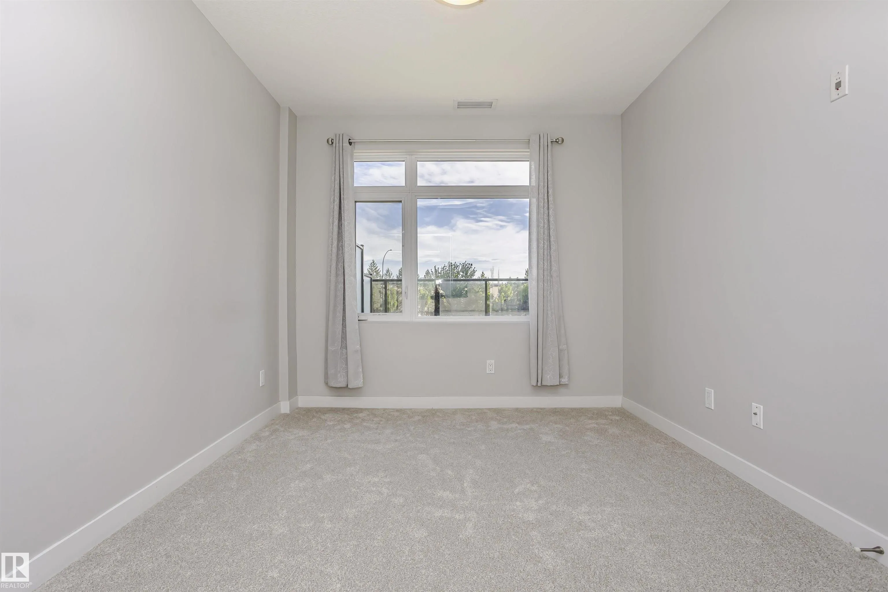 5151 WINDERMERE Boulevard
