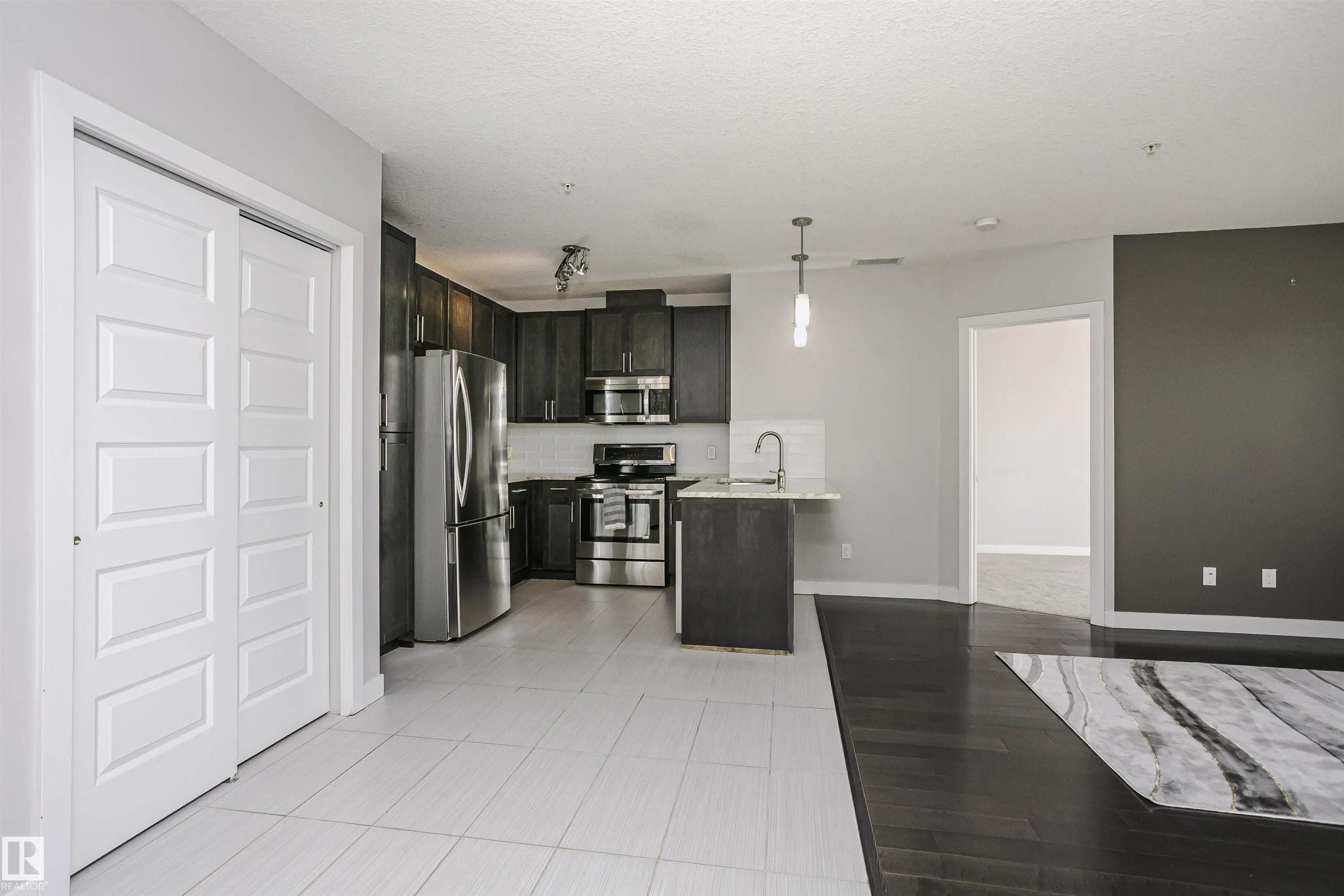 5151 WINDERMERE Boulevard