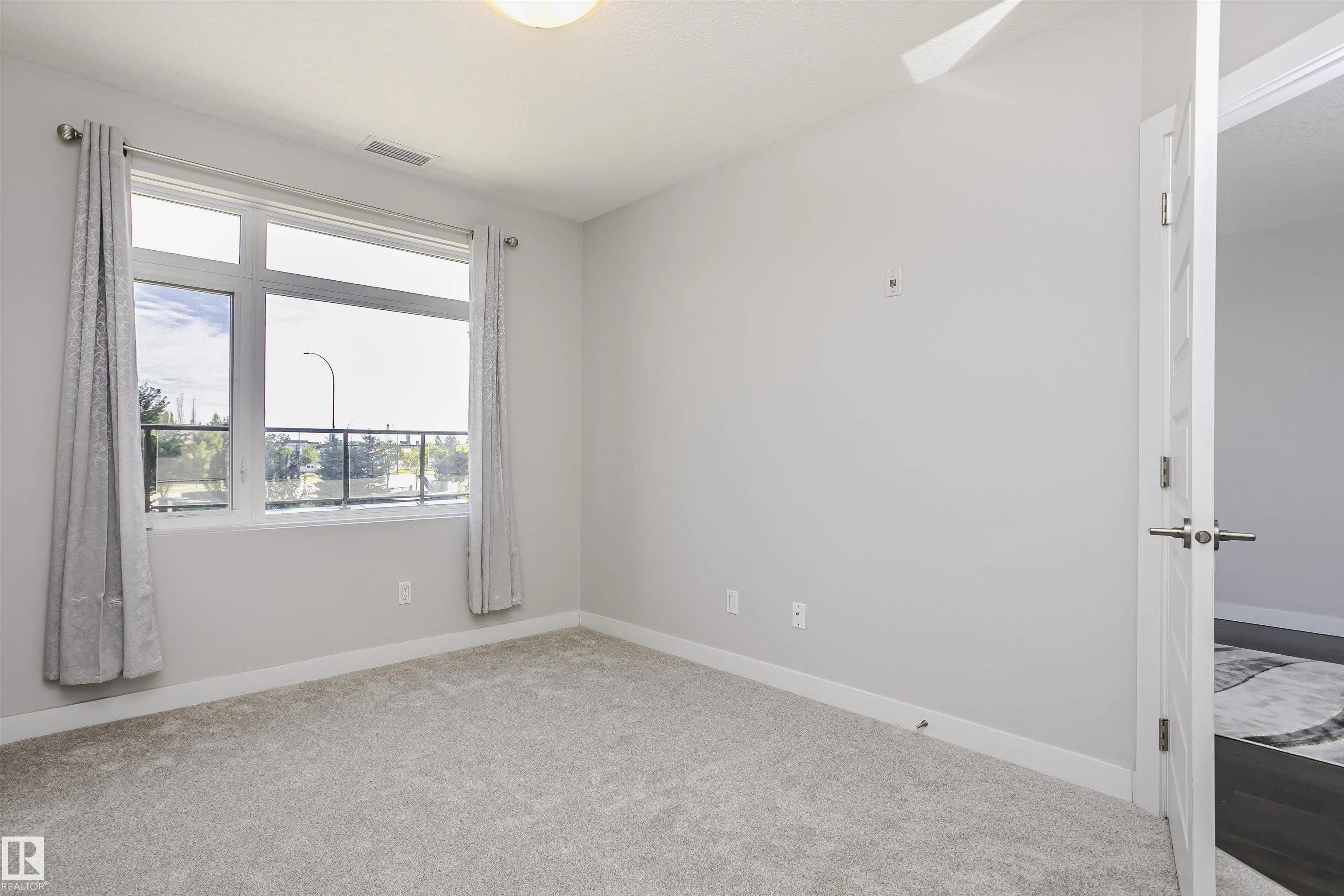 5151 WINDERMERE Boulevard