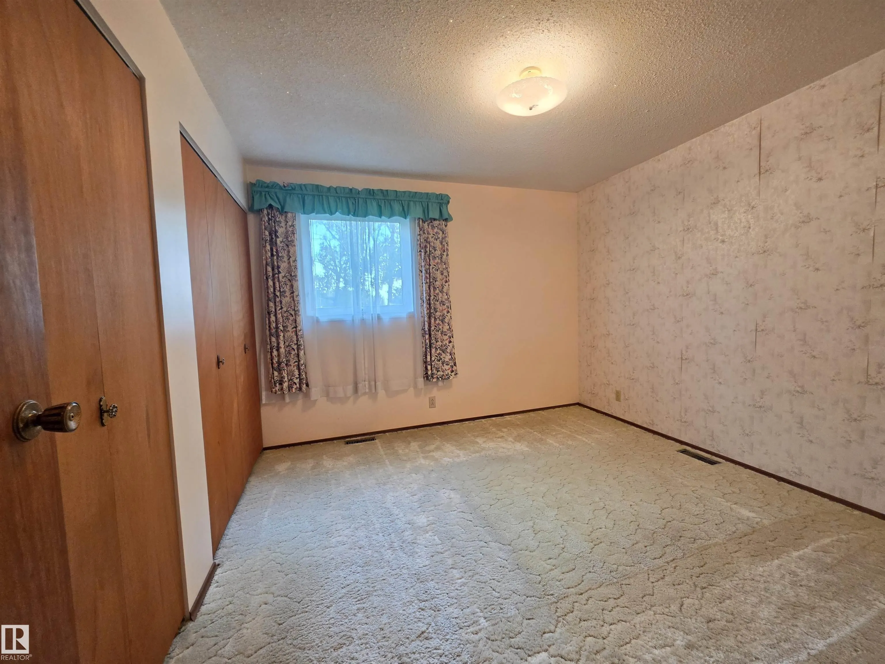 53220 RGE ROAD 15