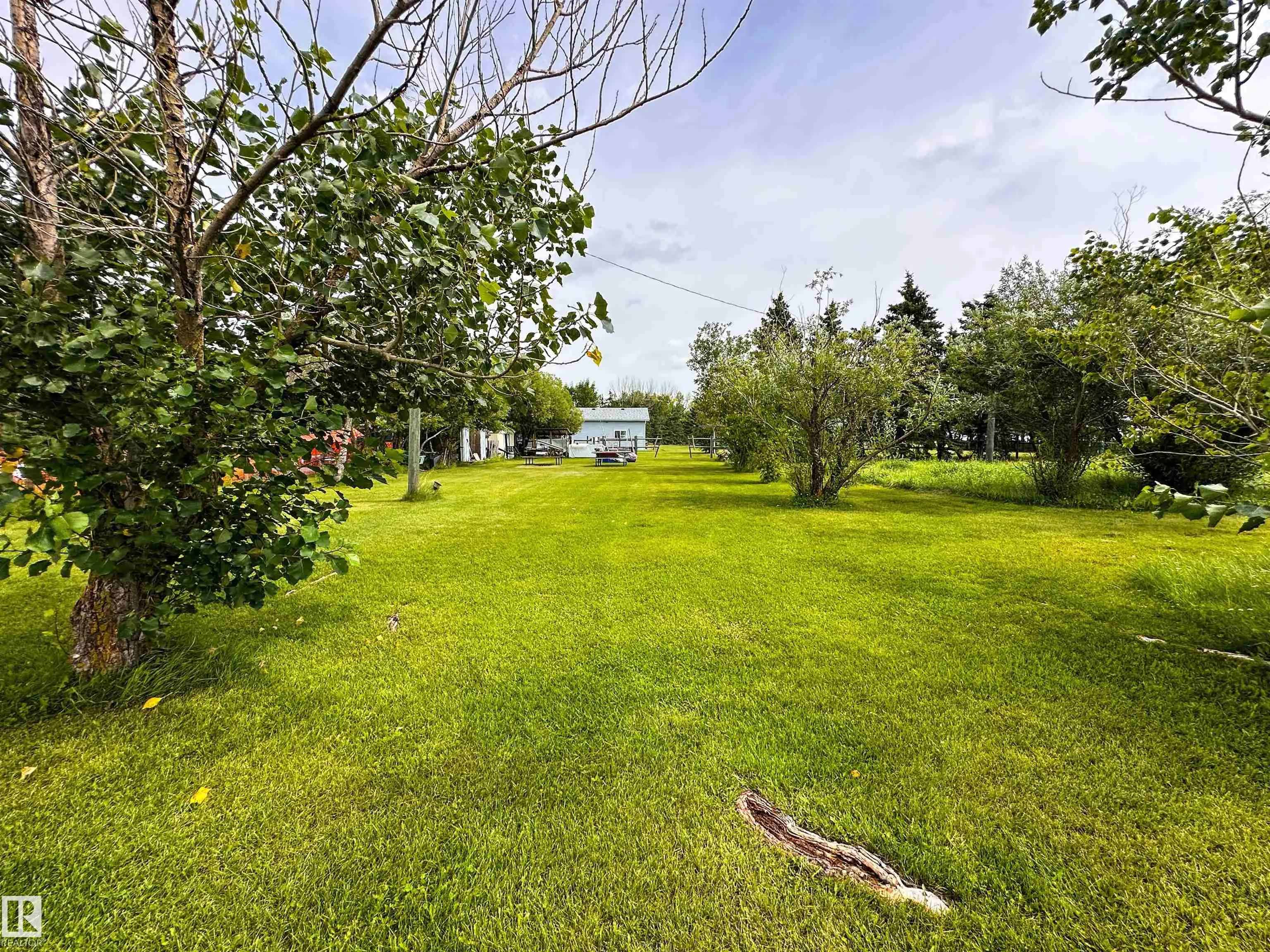 55302 RGE ROAD 261