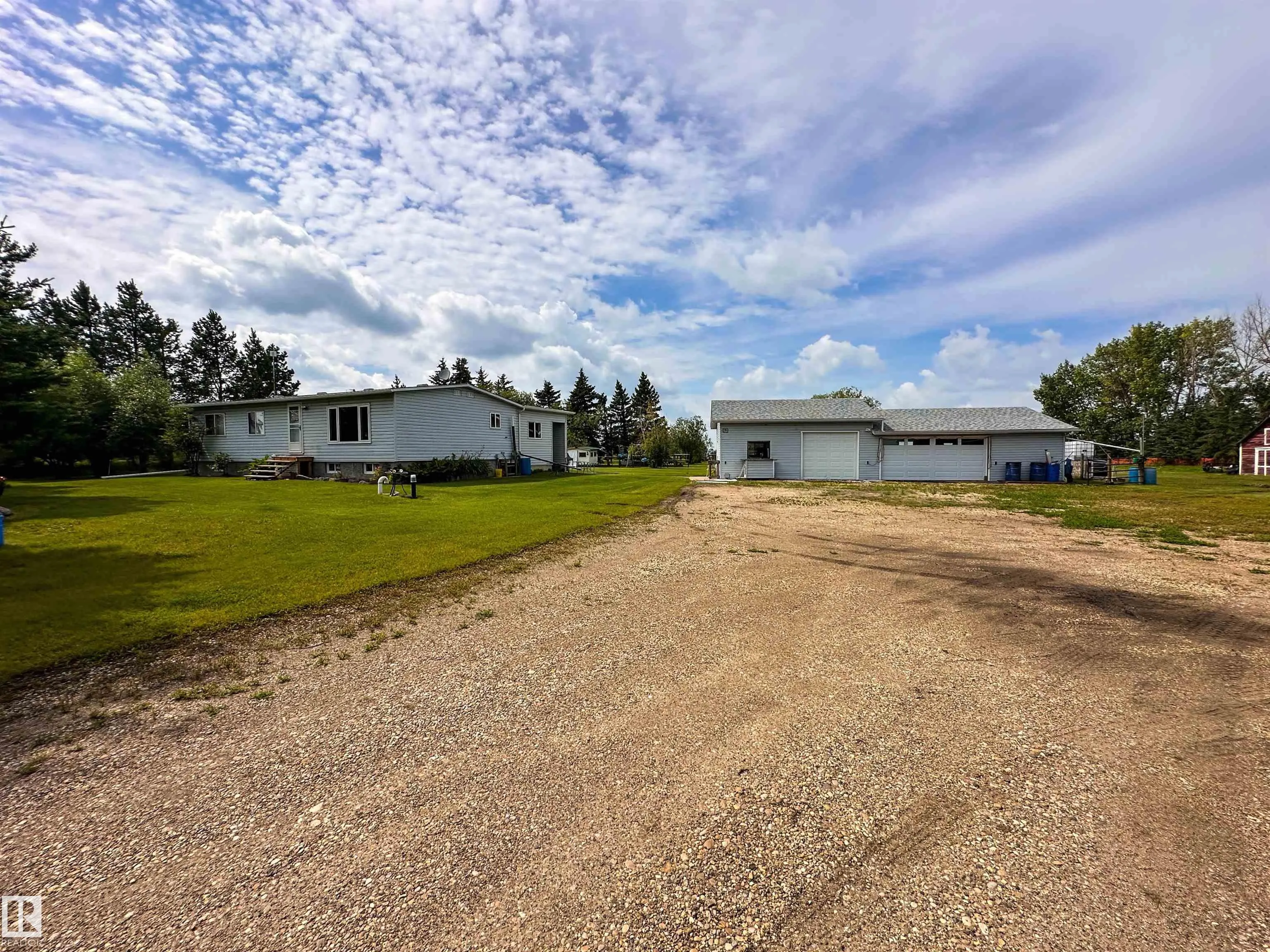 55302 RGE ROAD 261
