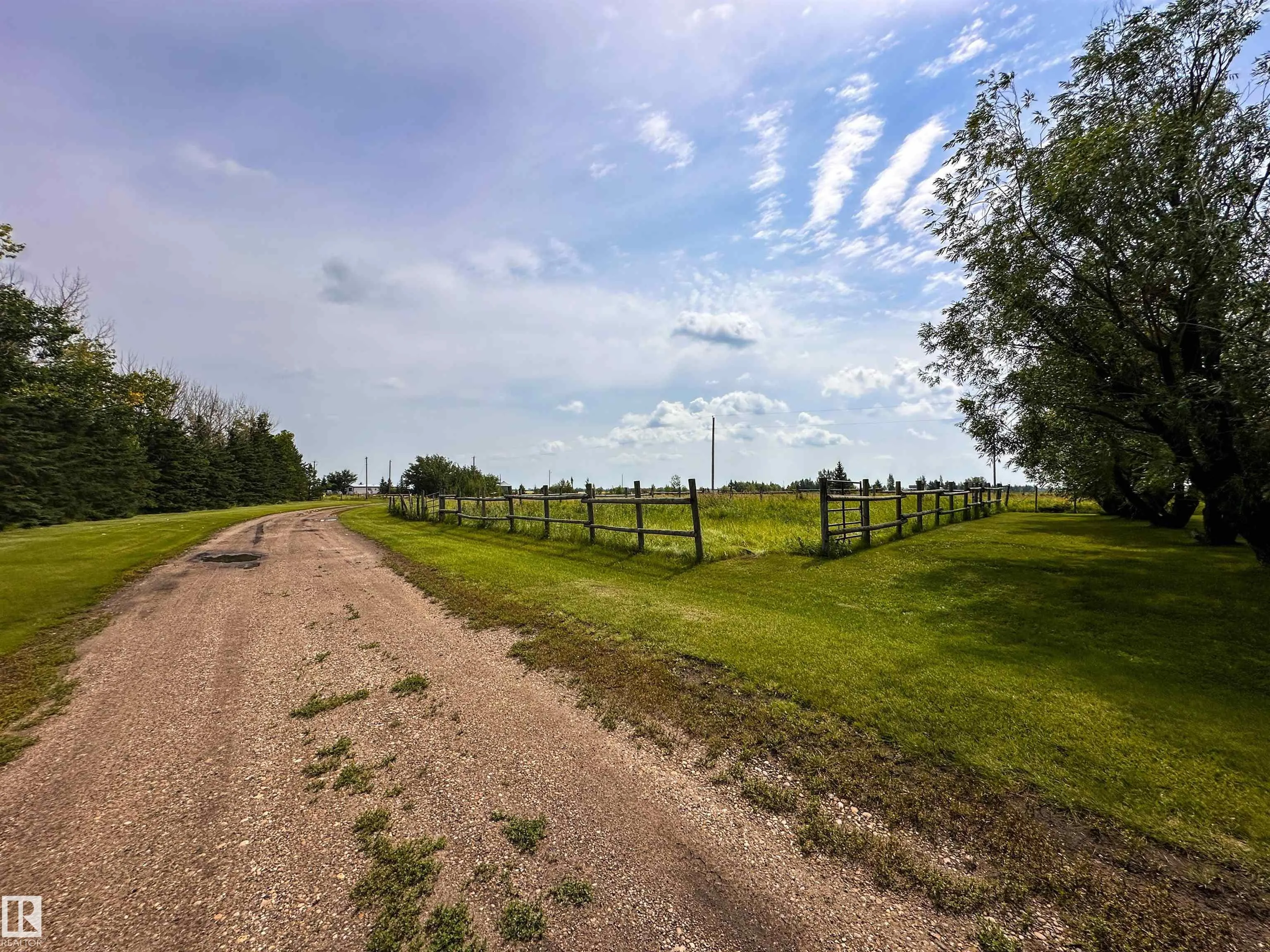 55302 RGE ROAD 261