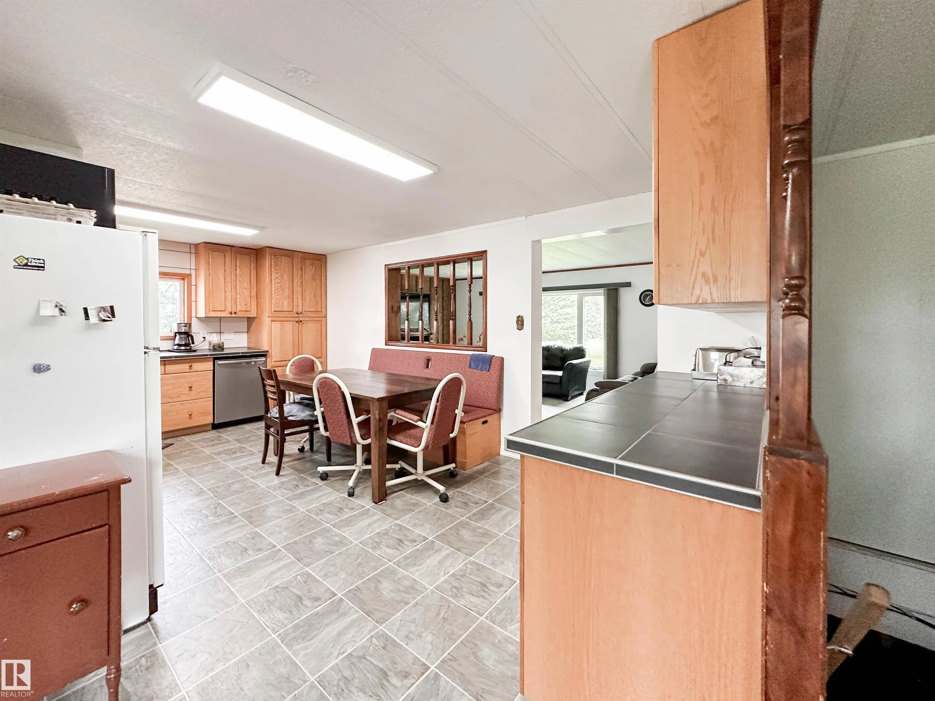 55302 RGE ROAD 261