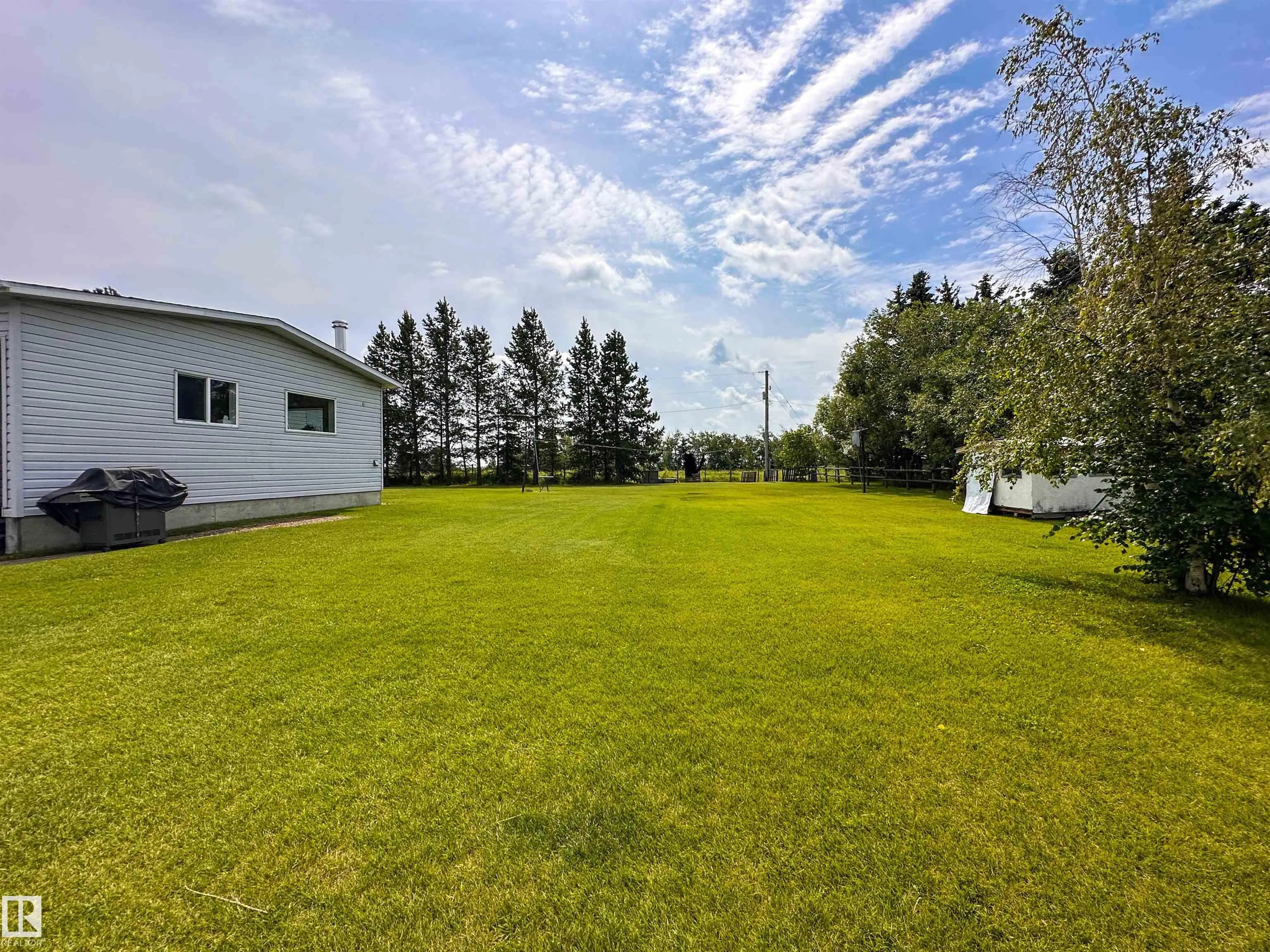 55302 RGE ROAD 261