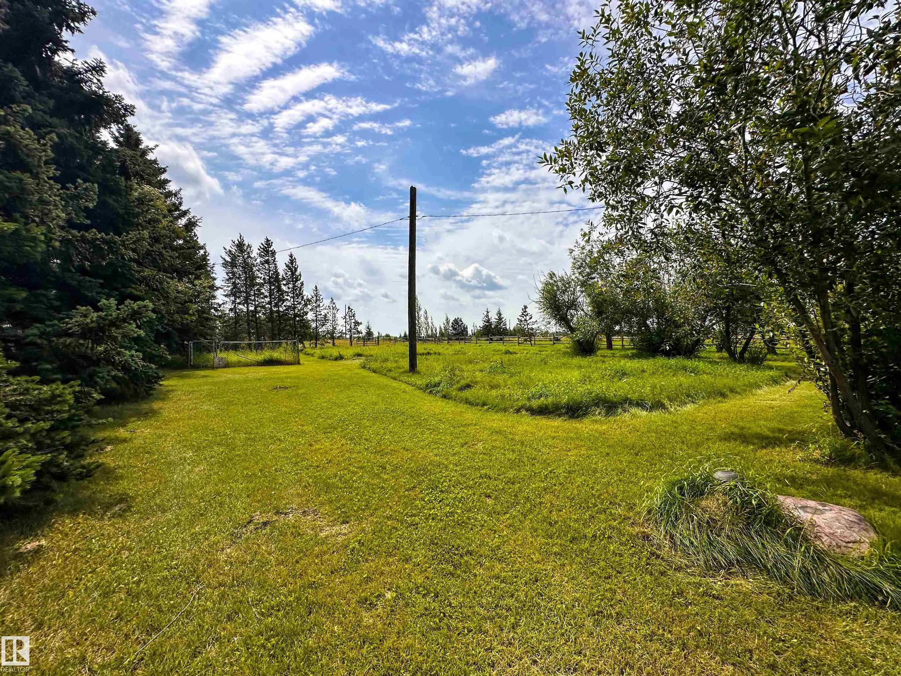 55302 RGE ROAD 261