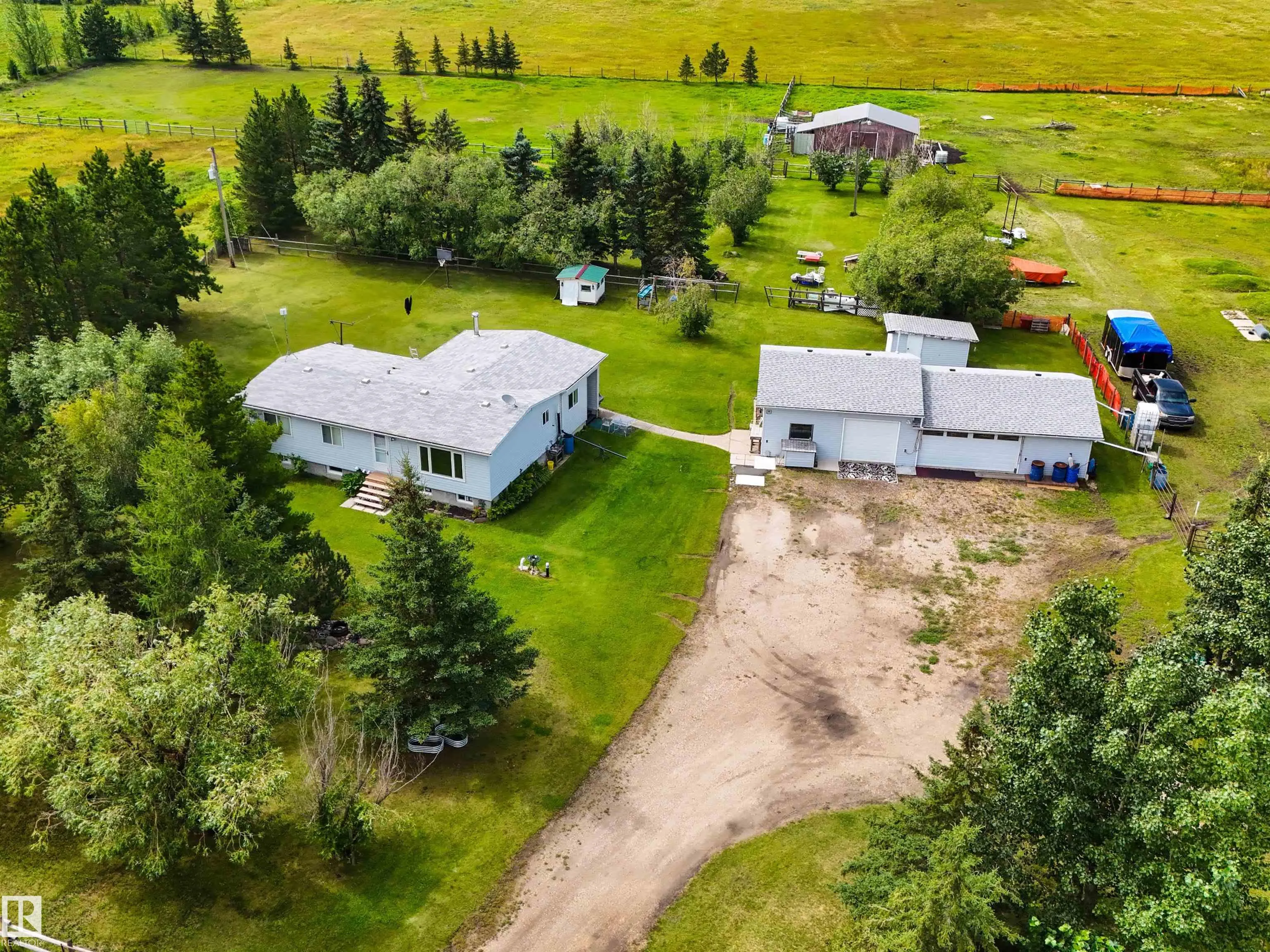 55302 RGE ROAD 261