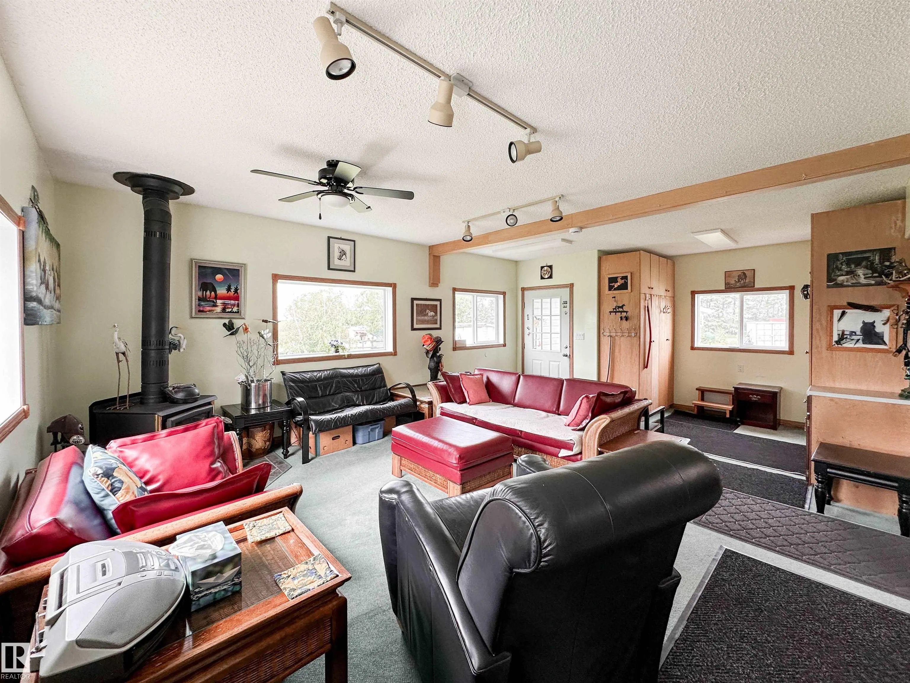 55302 RGE ROAD 261