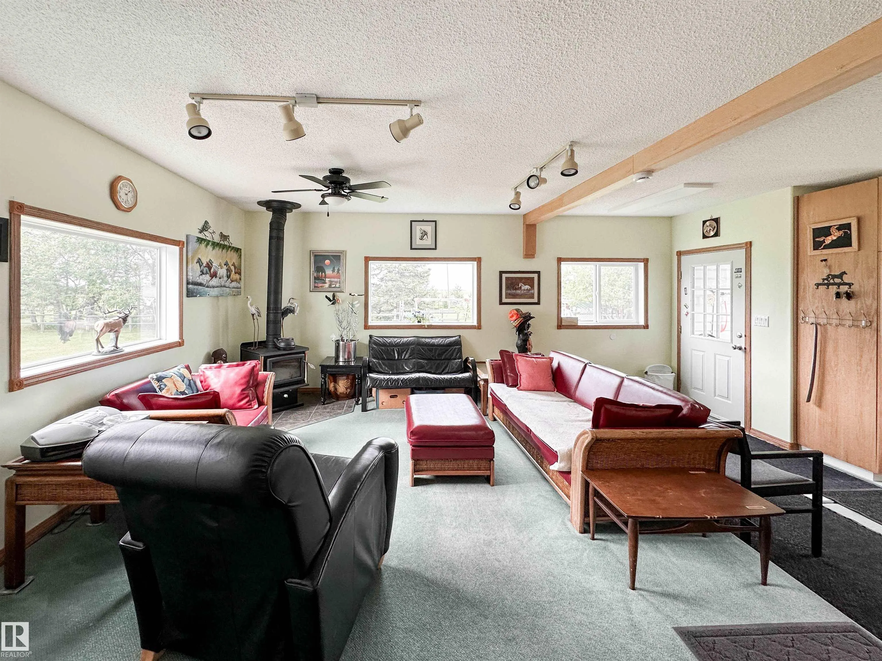 55302 RGE ROAD 261