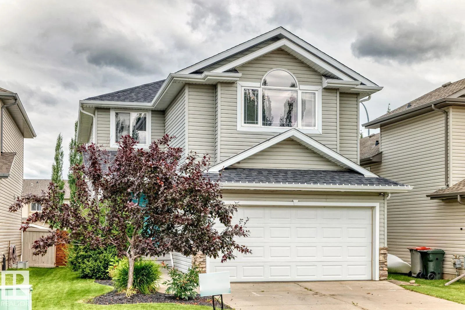 217 SILVERSTONE Crescent