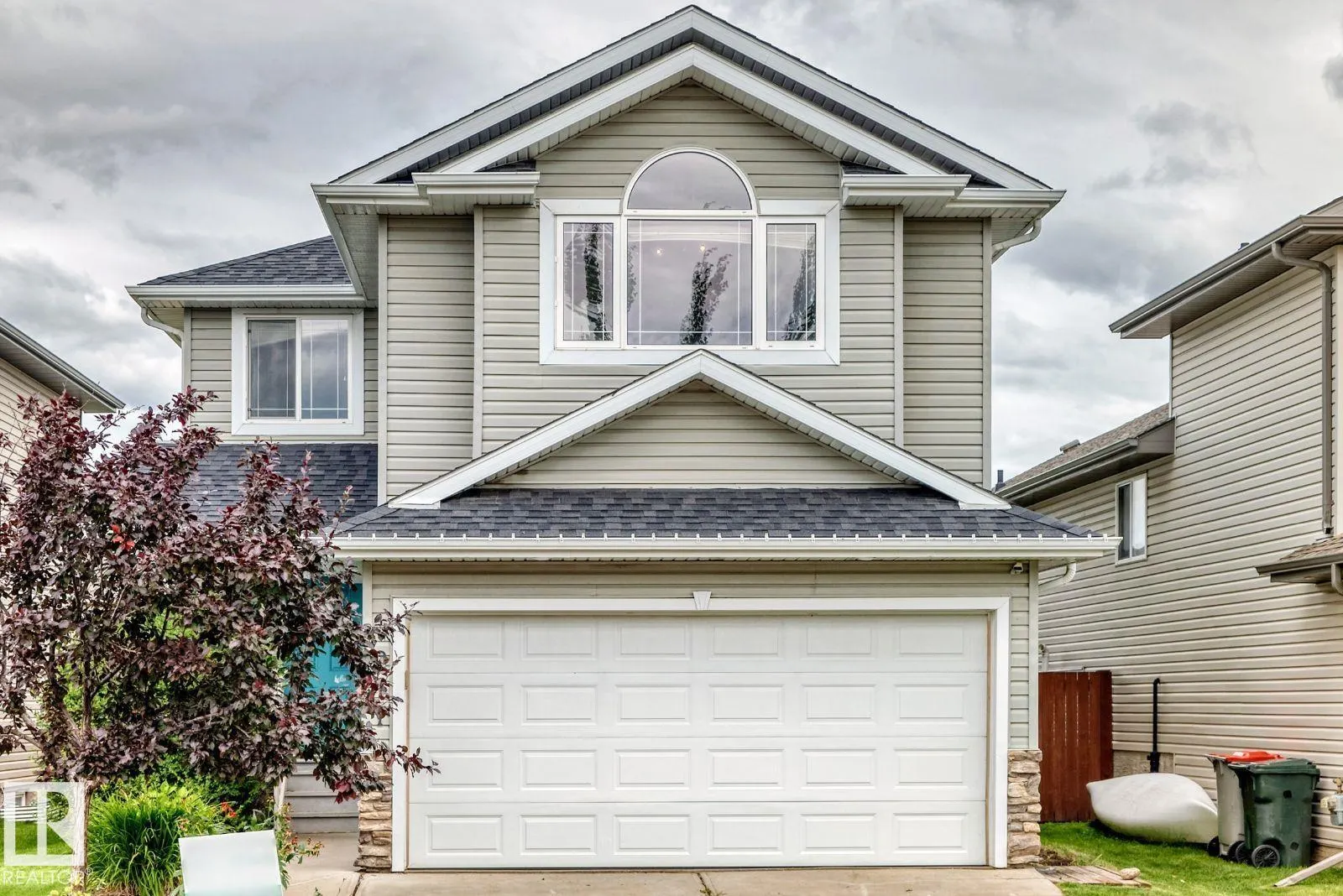 217 SILVERSTONE Crescent
