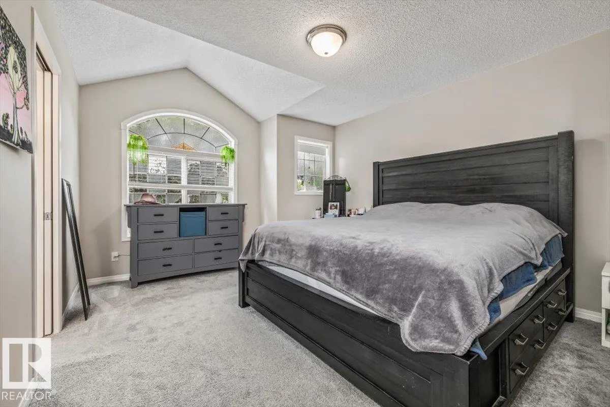 4744 TERWILLEGAR Common