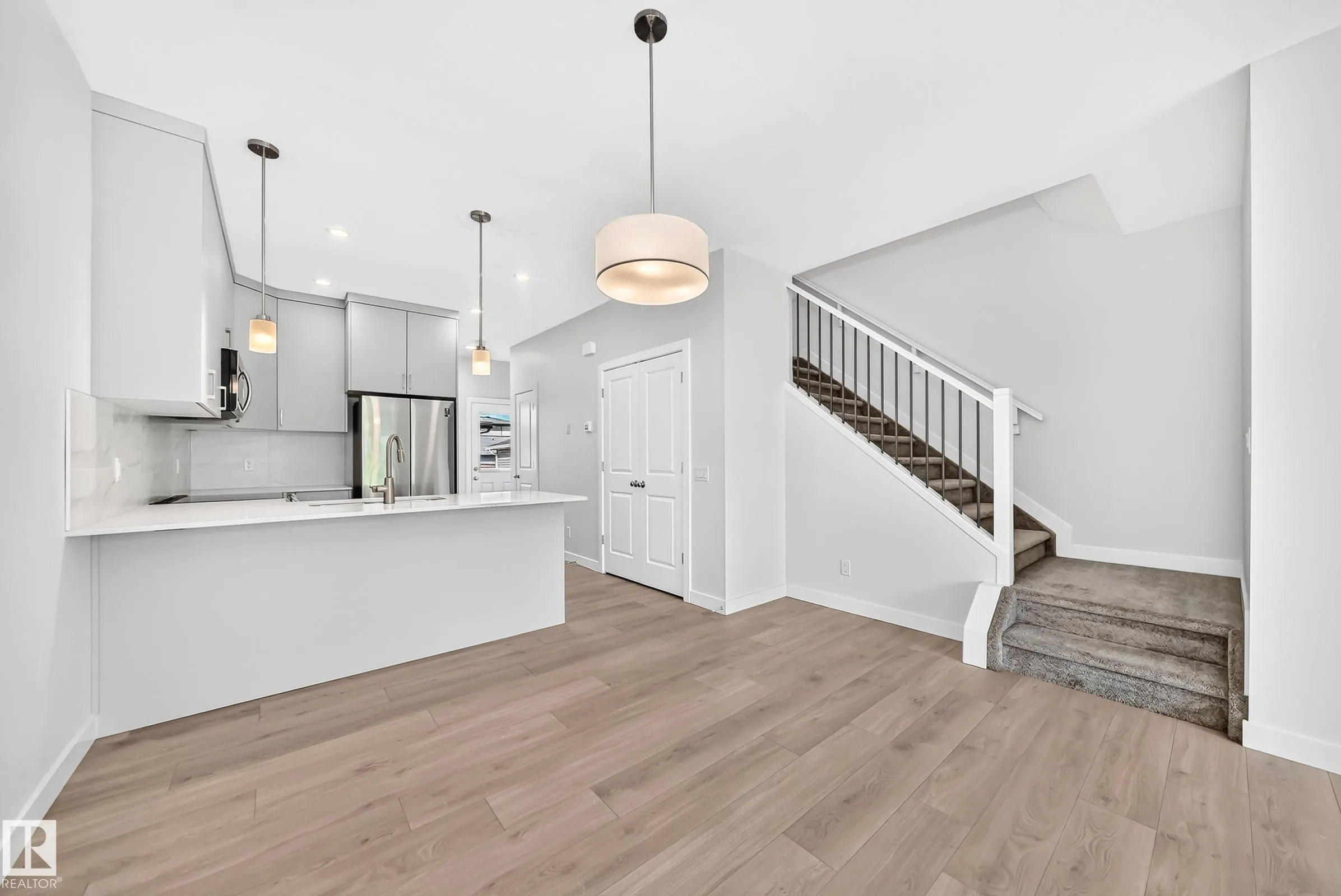 3816 CHRUSTAWKA Place