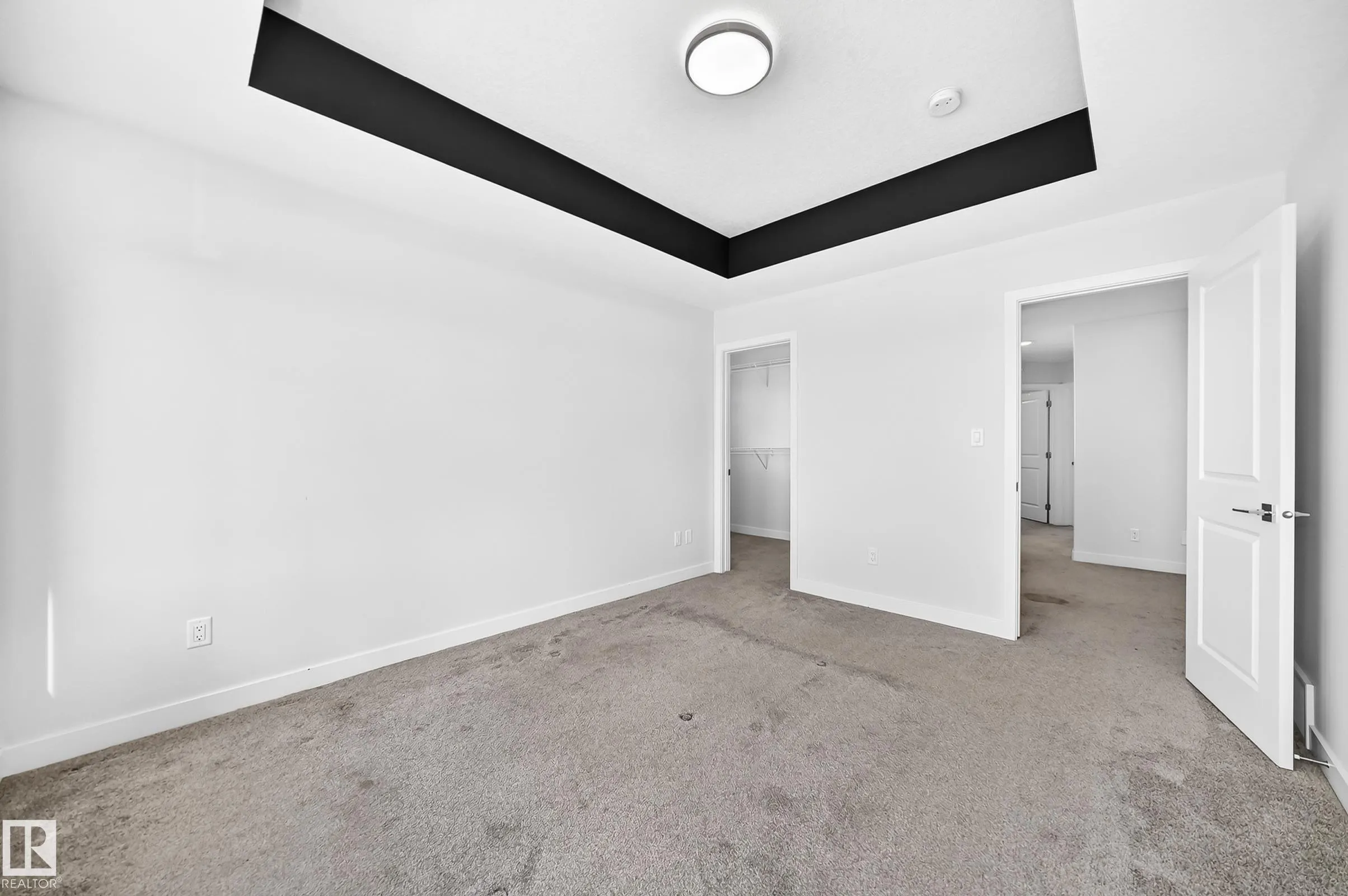8823 CARSON Way