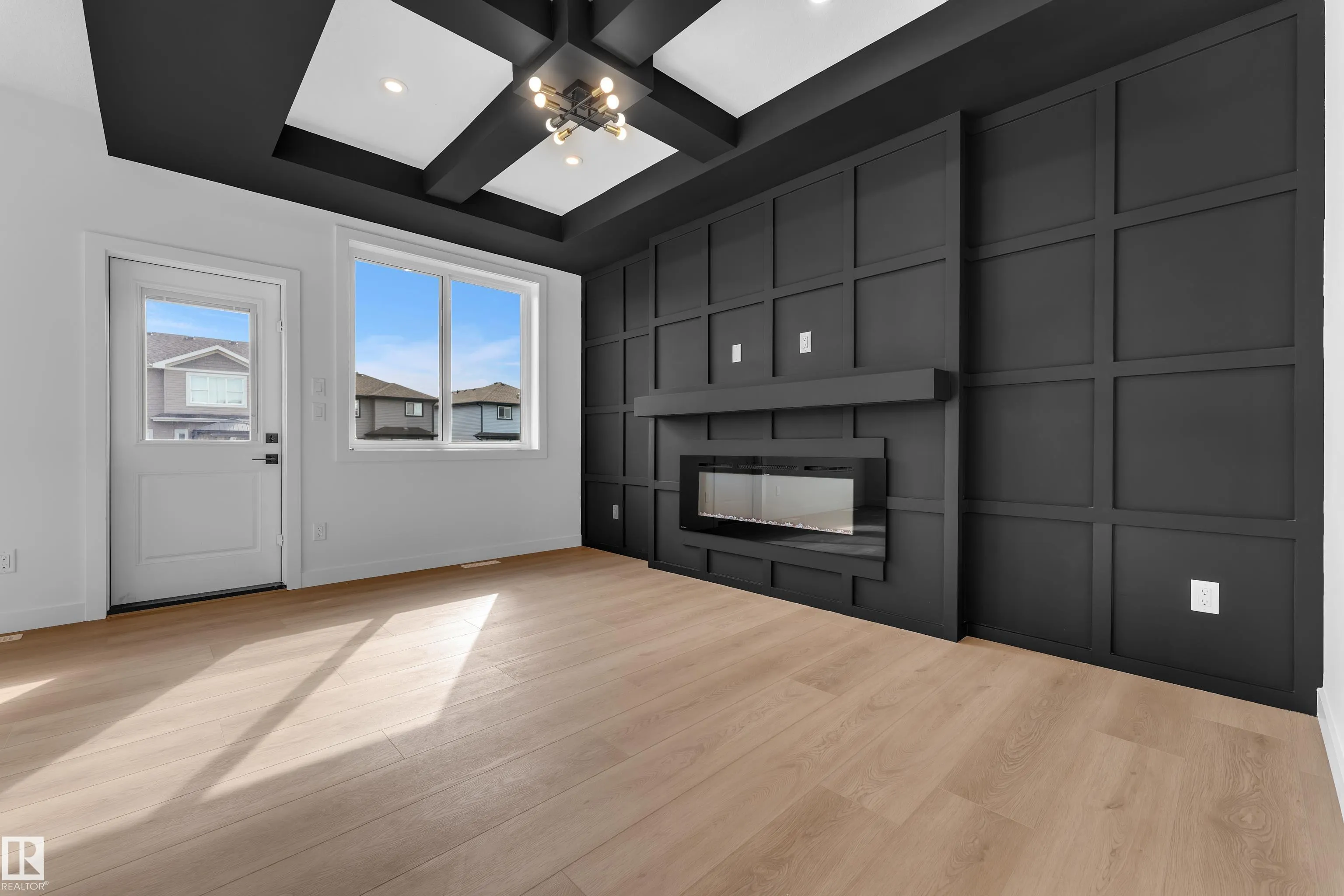 10709 98 Street