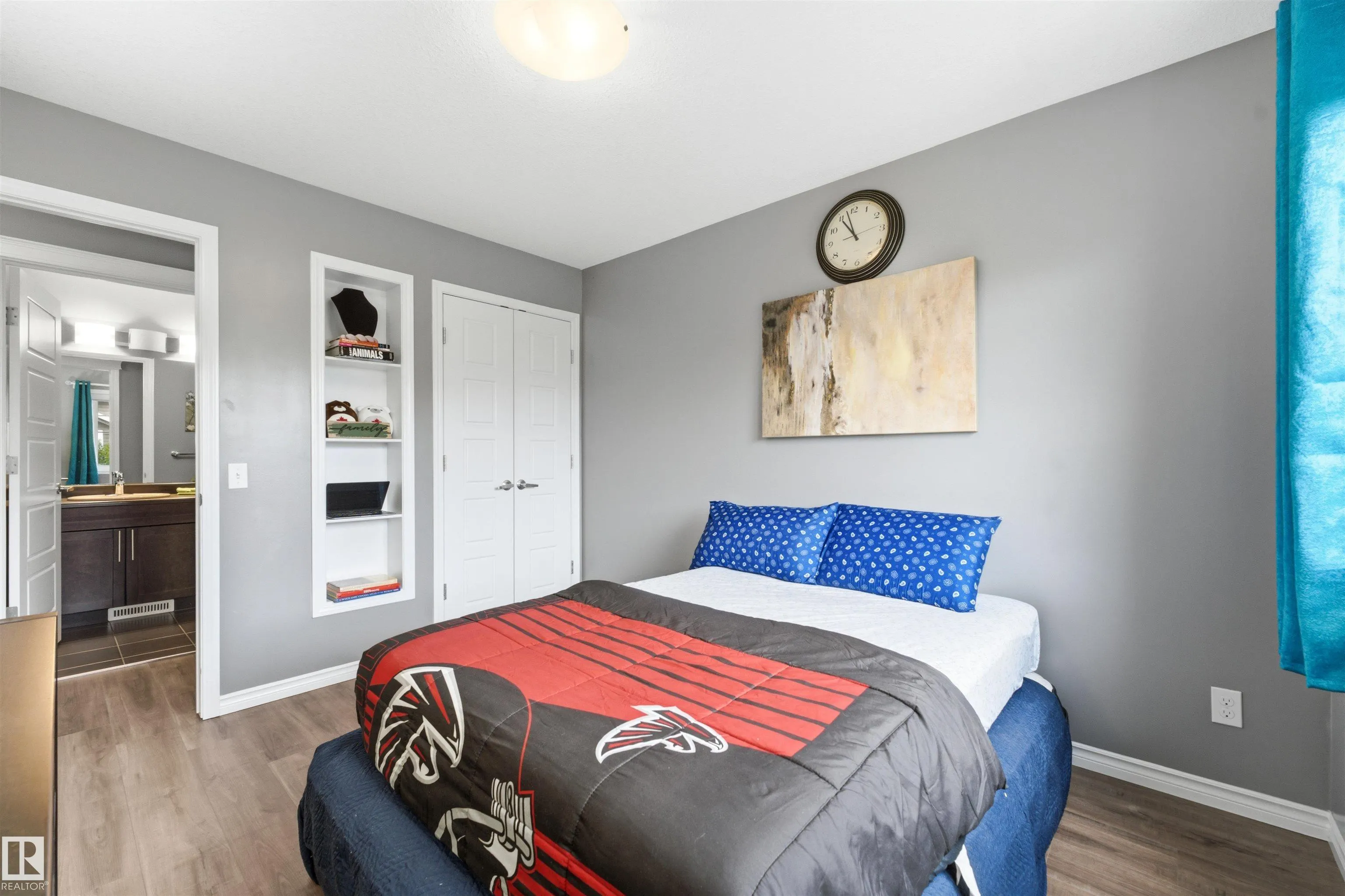 5315 CRABAPPLE Loop