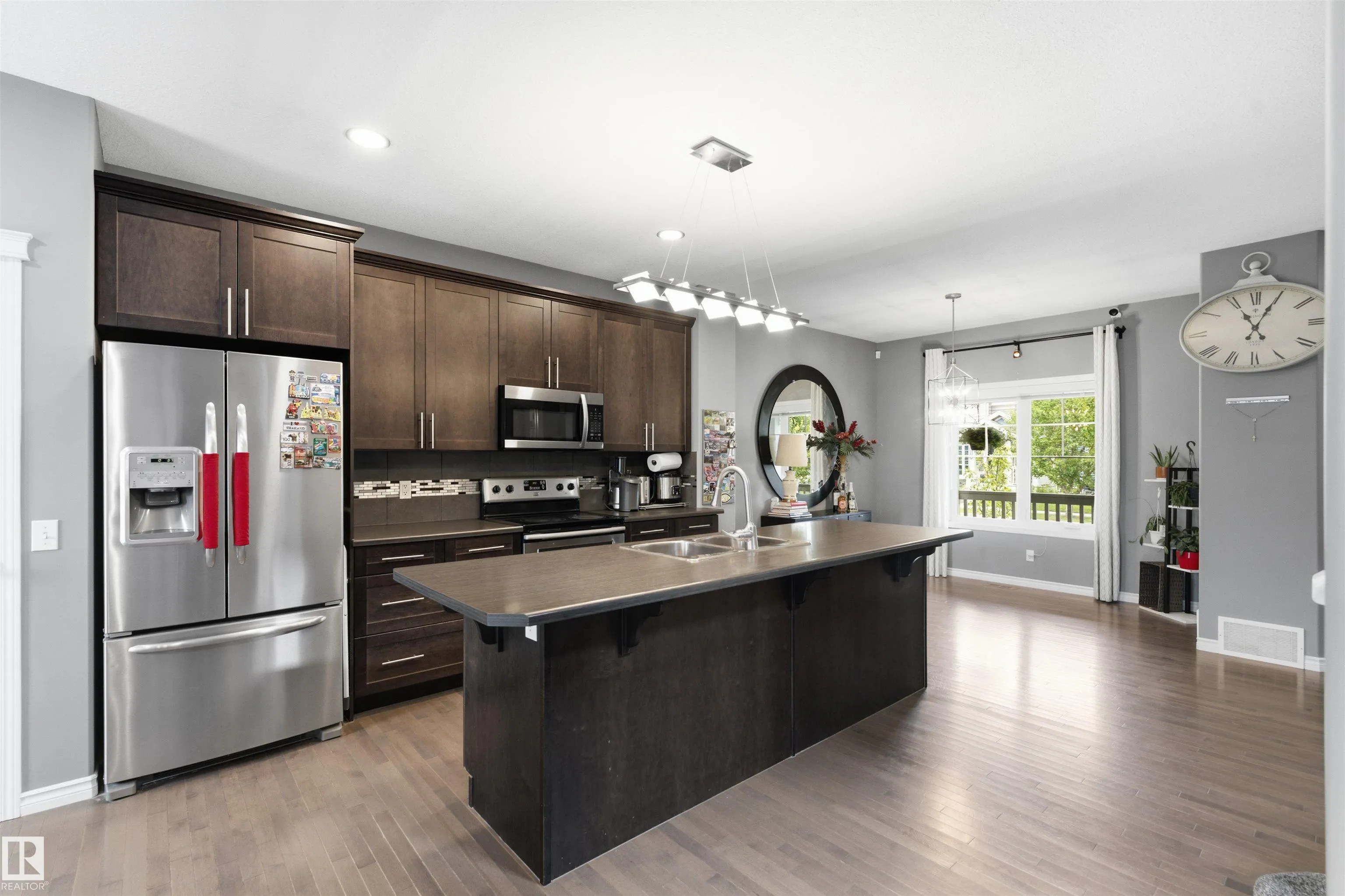 5315 CRABAPPLE Loop