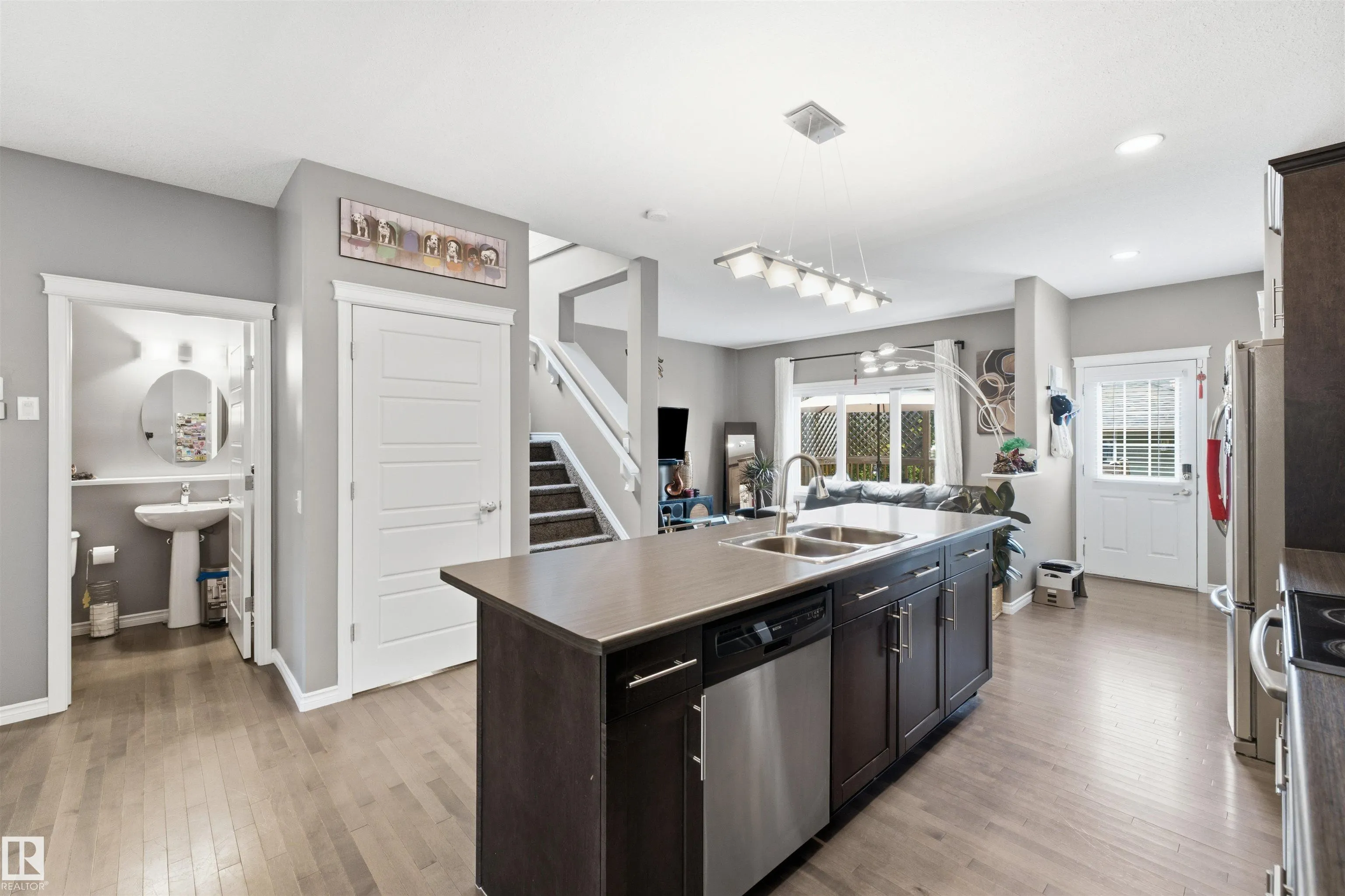 5315 CRABAPPLE Loop