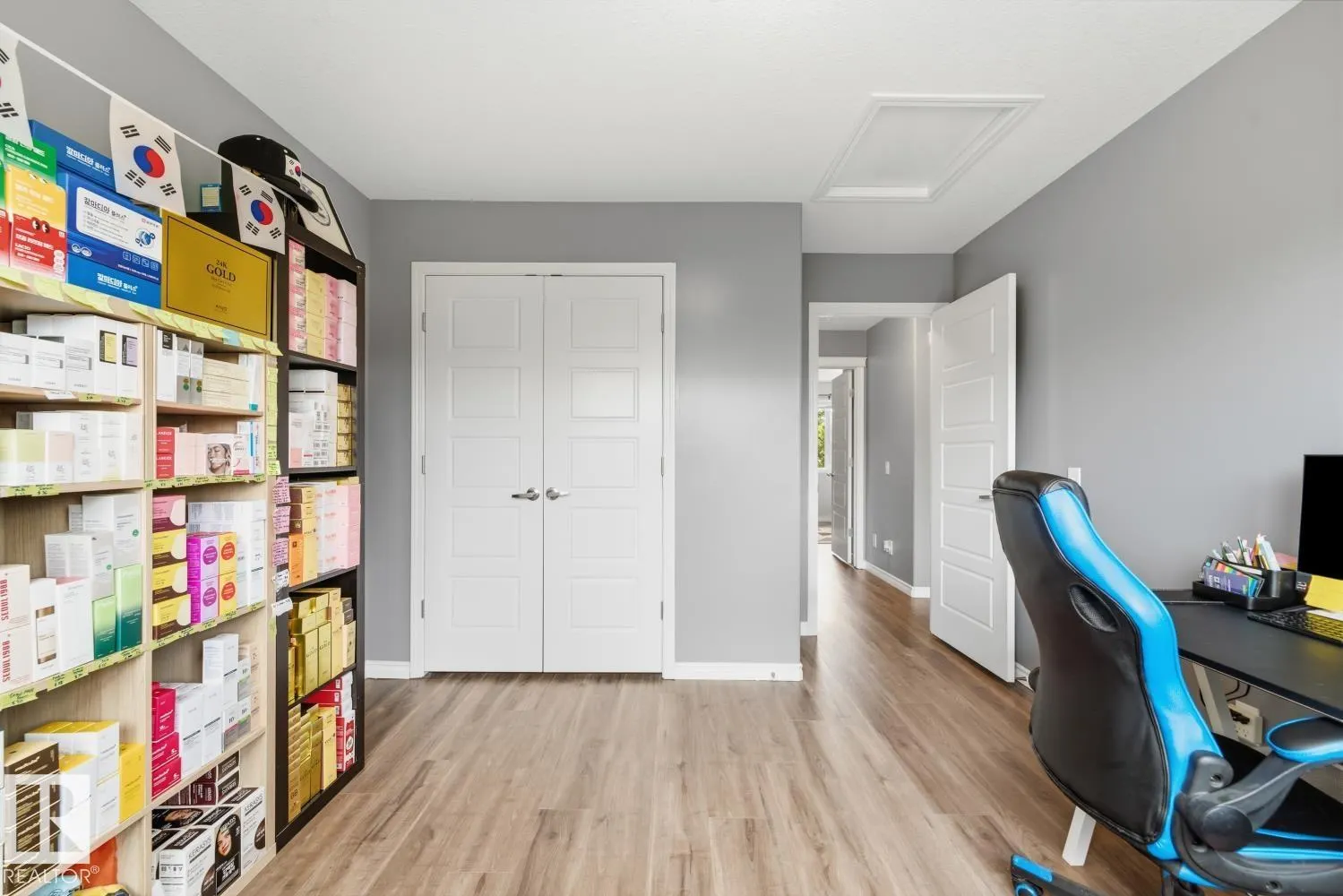 5315 CRABAPPLE Loop