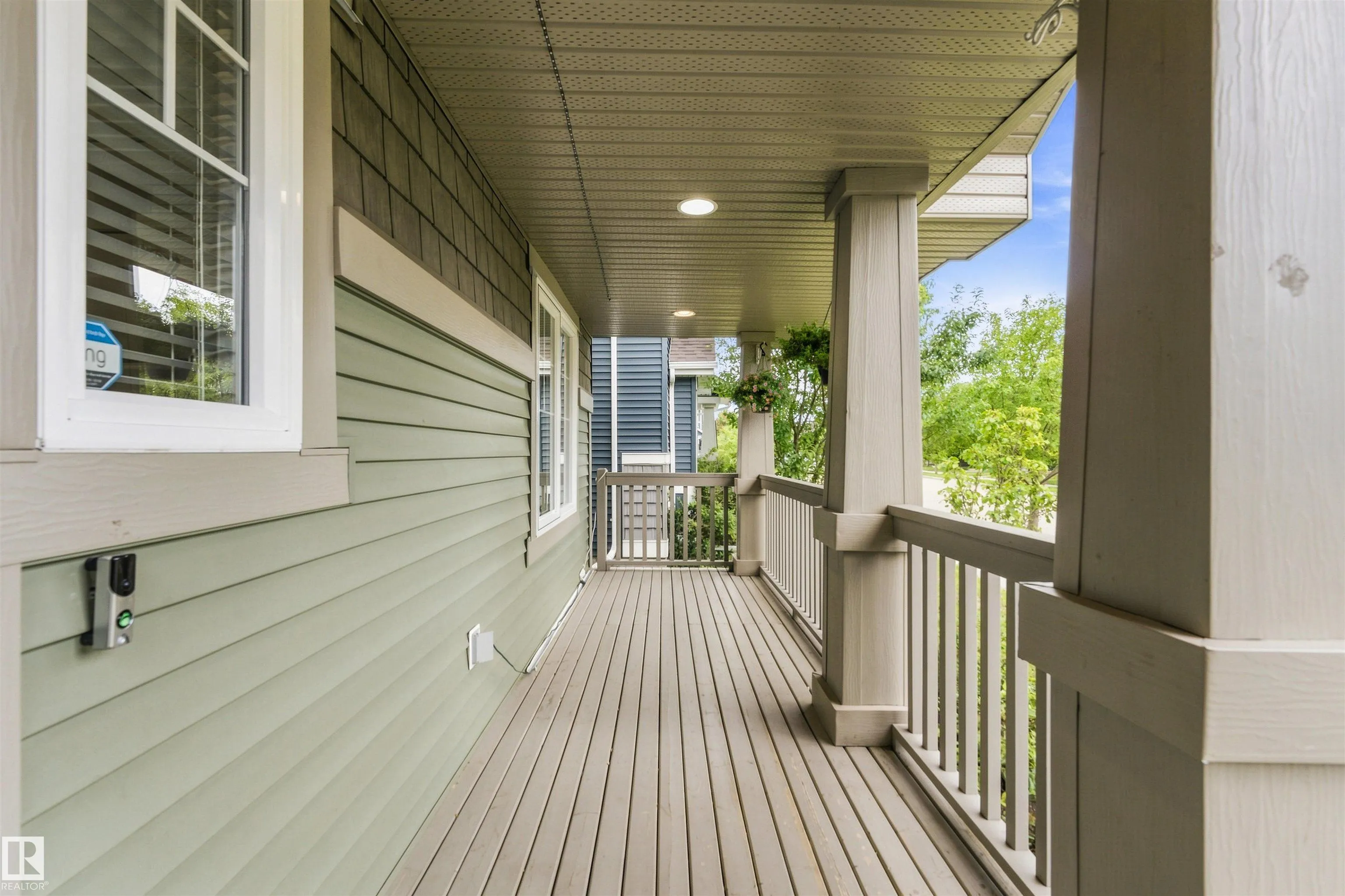 5315 CRABAPPLE Loop