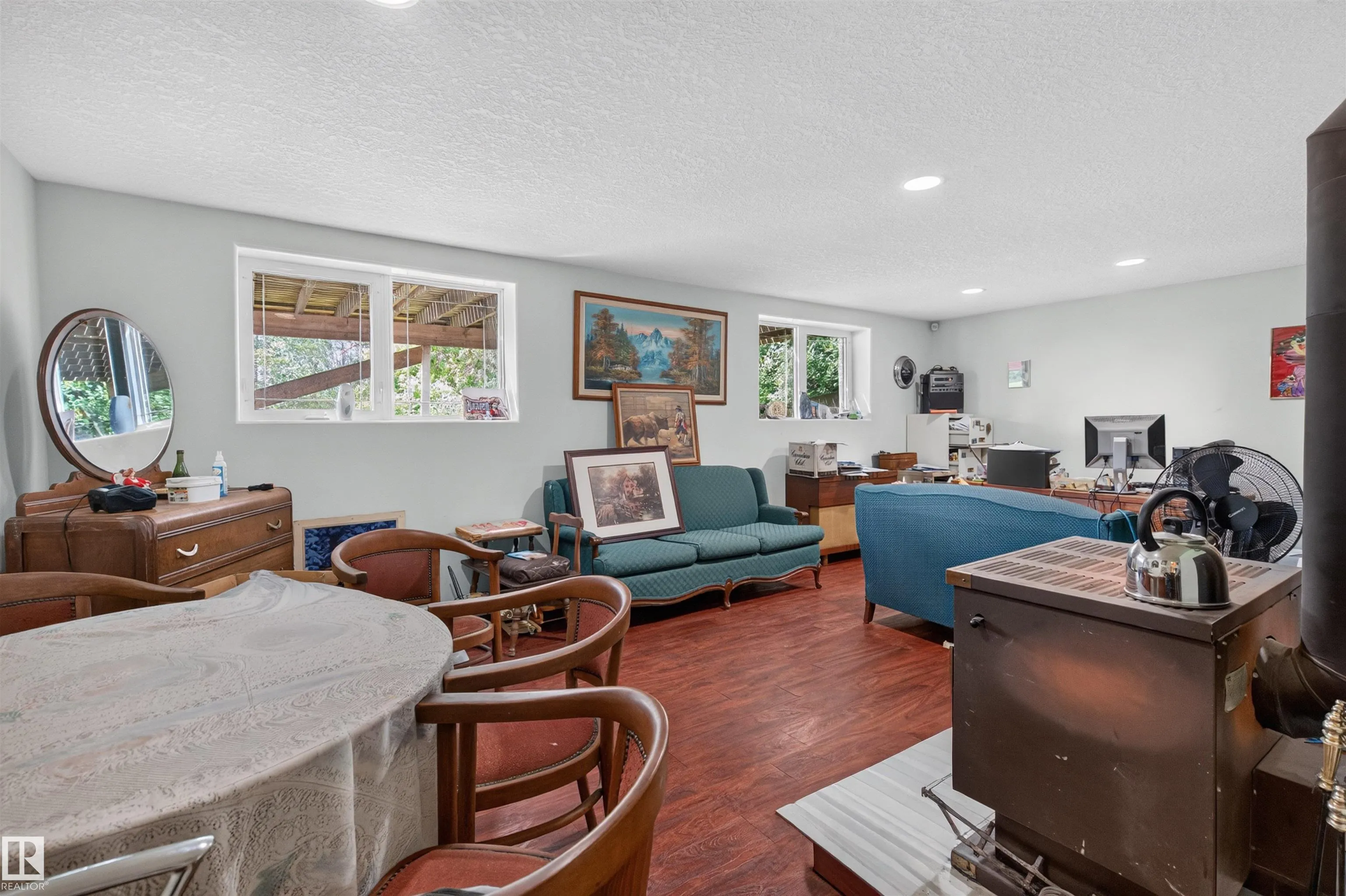 56505 RGE ROAD 233