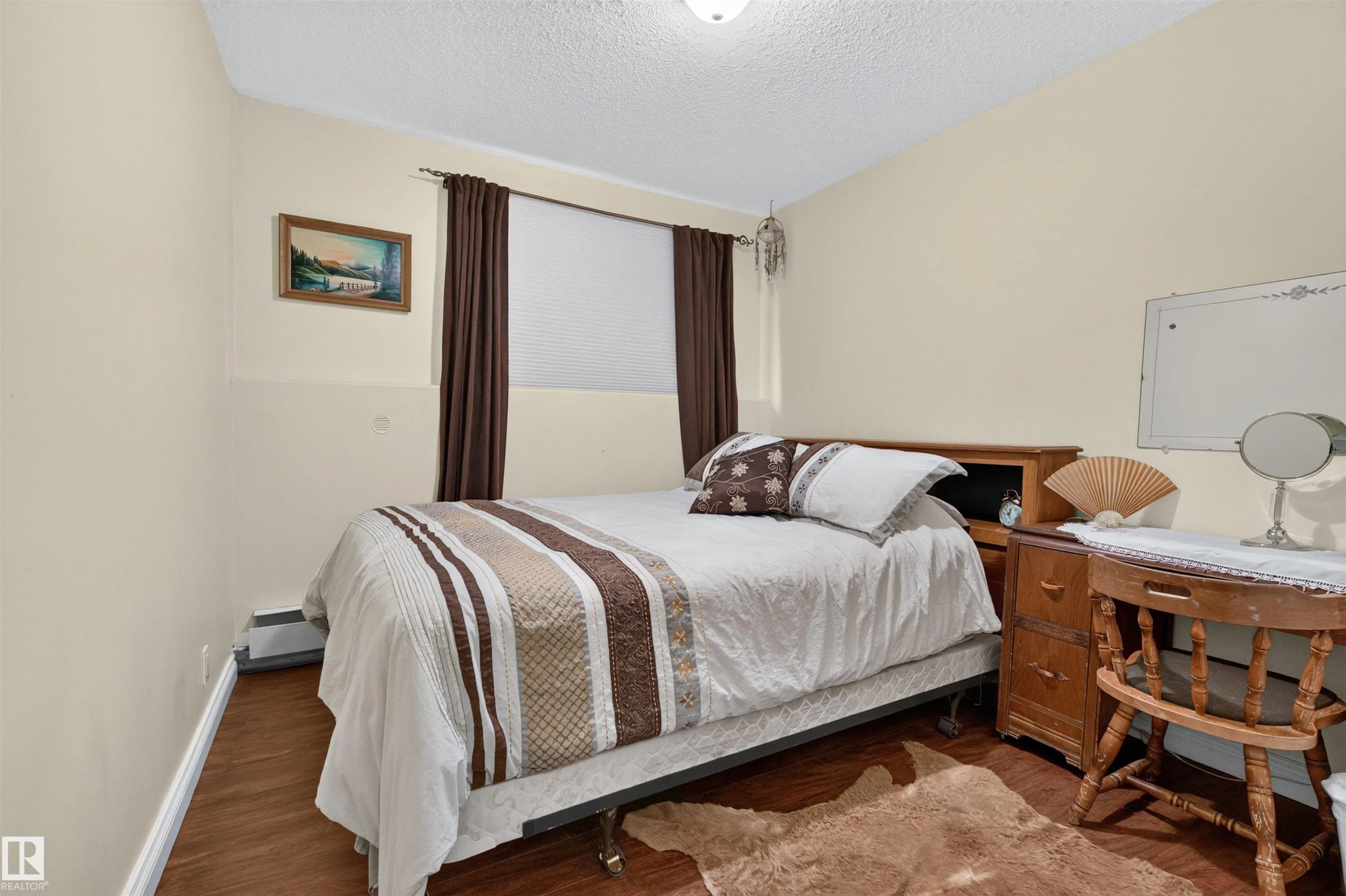56505 RGE ROAD 233