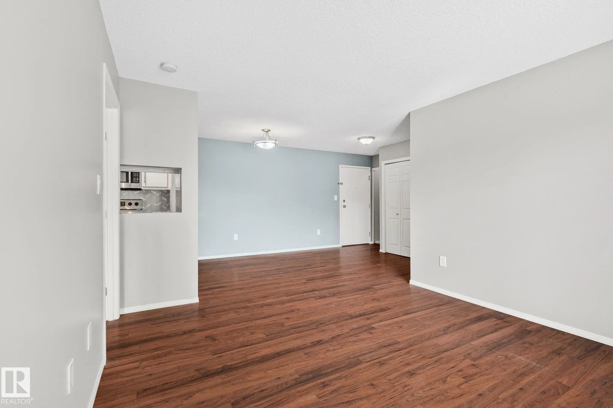 2508 50 Street