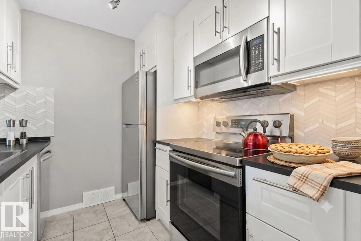 2508 50 Street