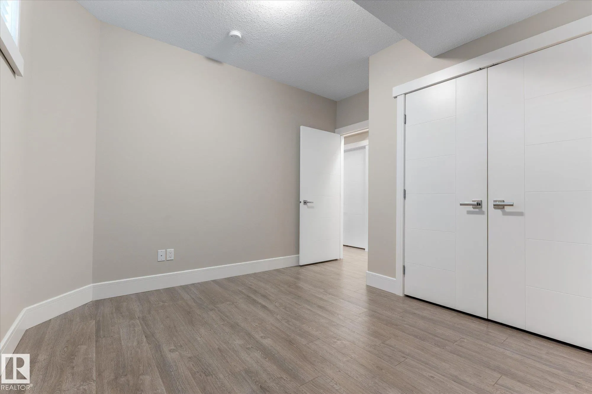 1511 WESTERRA Bend