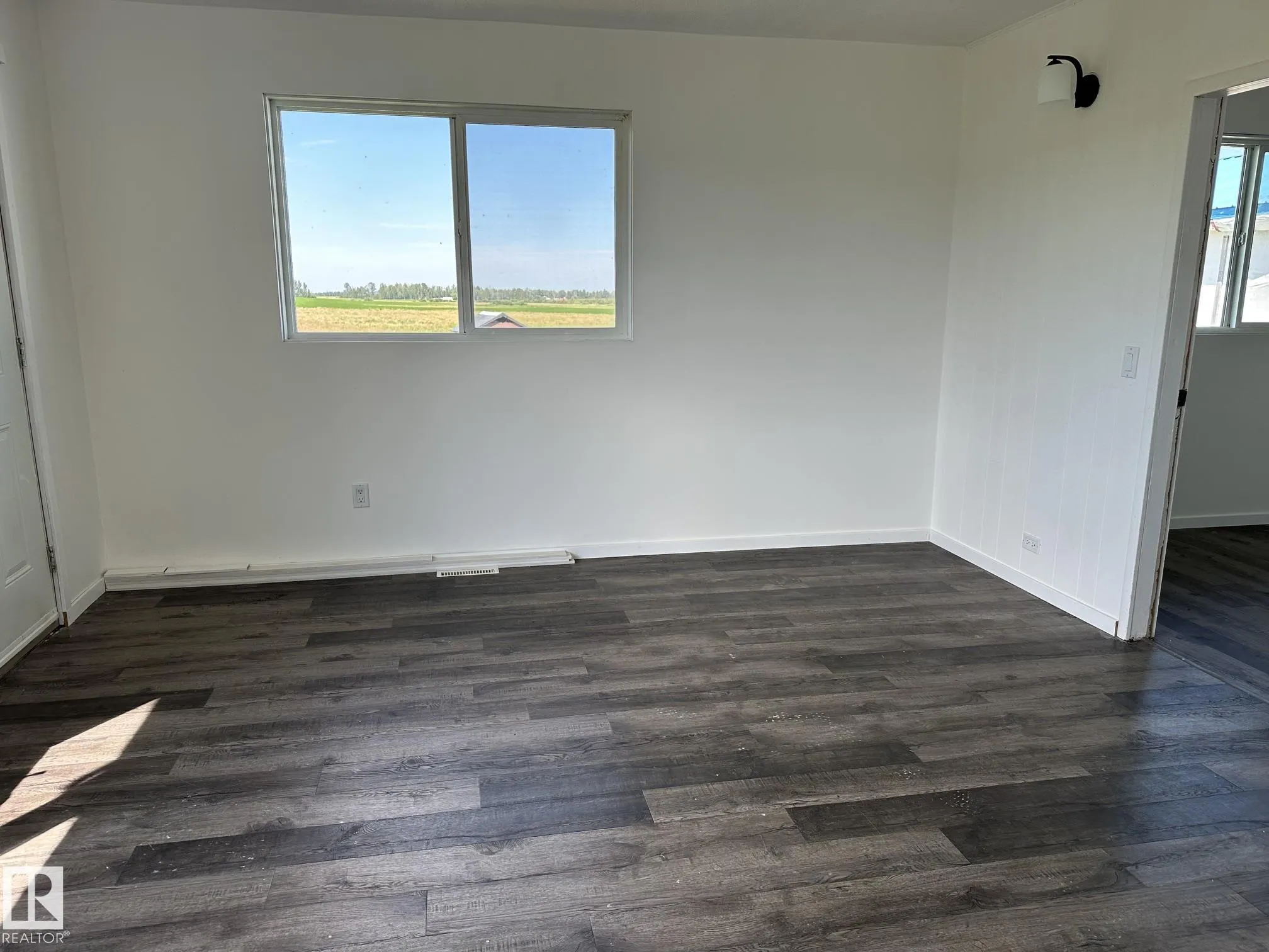 470046 RGE ROAD 273