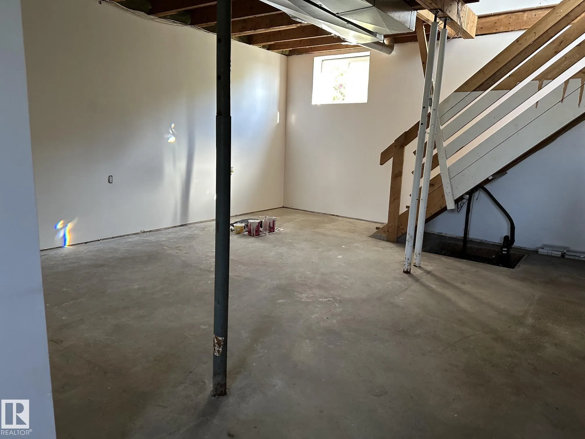 470046 RGE ROAD 273