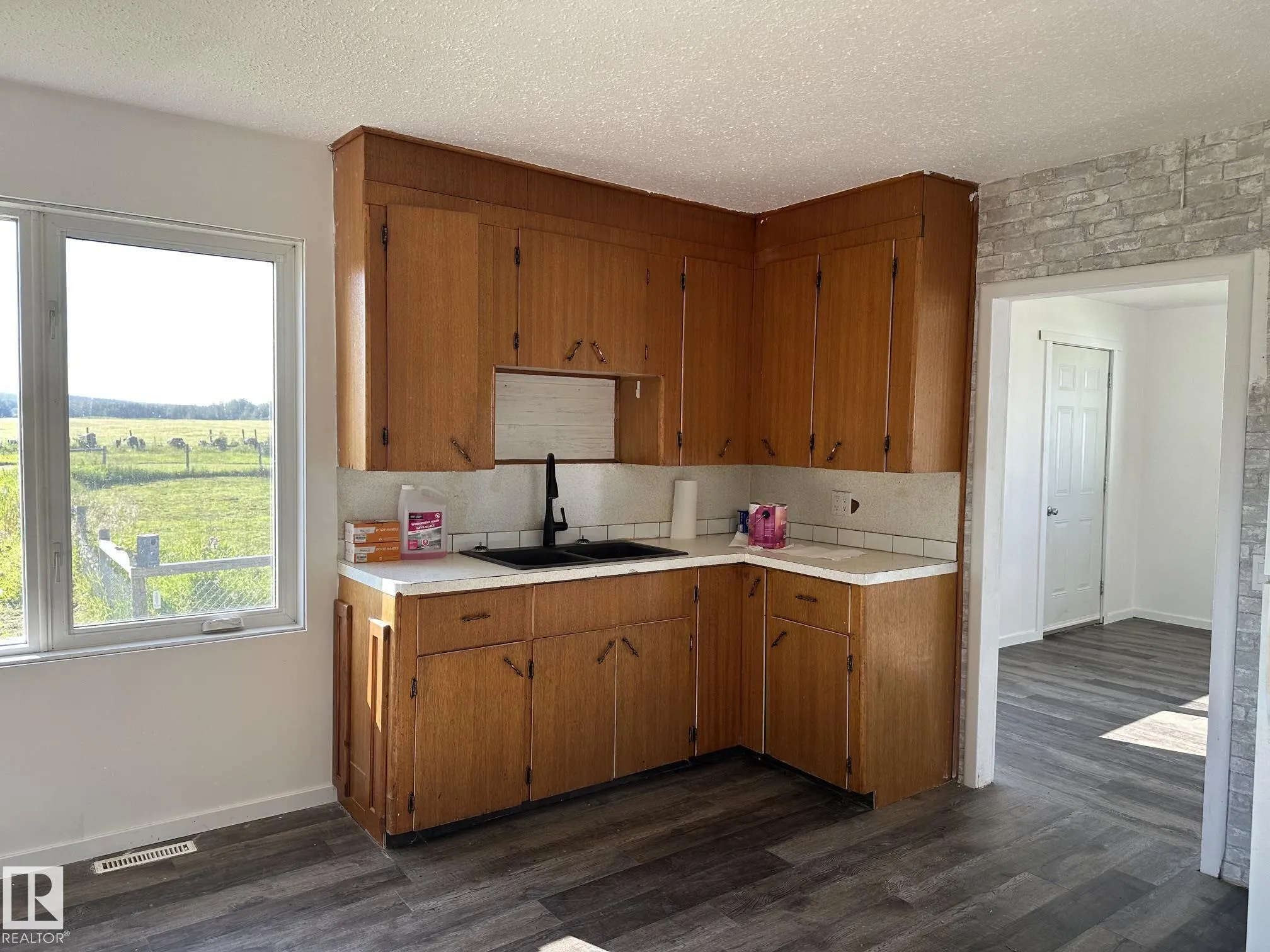 470046 RGE ROAD 273