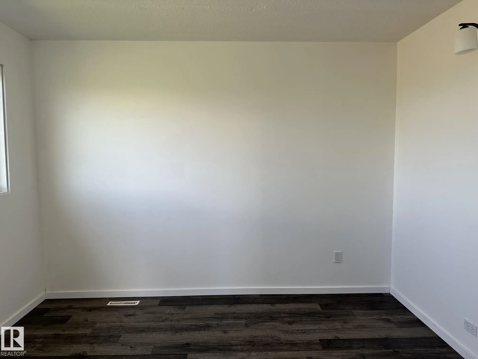 470046 RGE ROAD 273