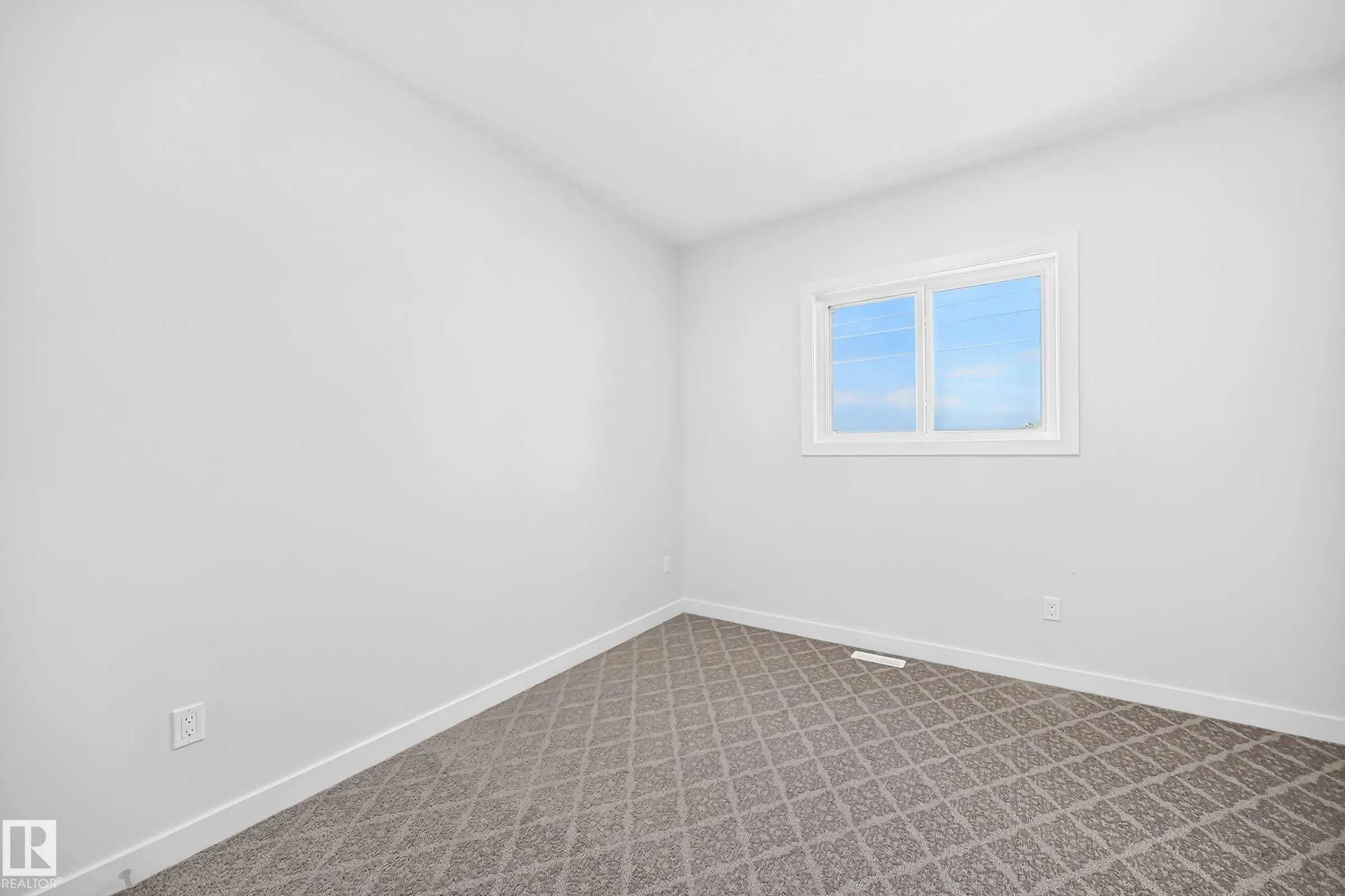 104 Waverly Way