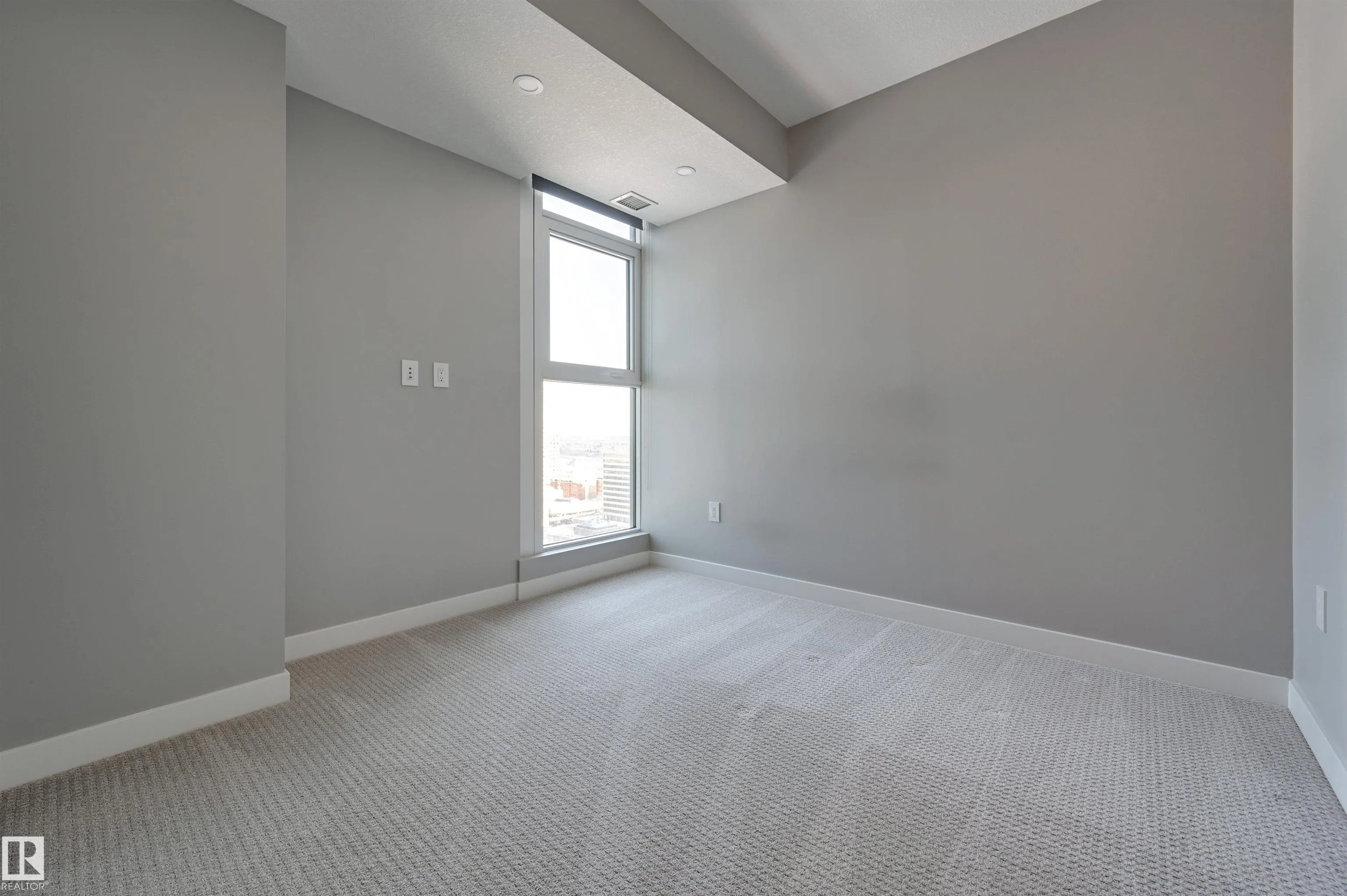 10180 103 Street