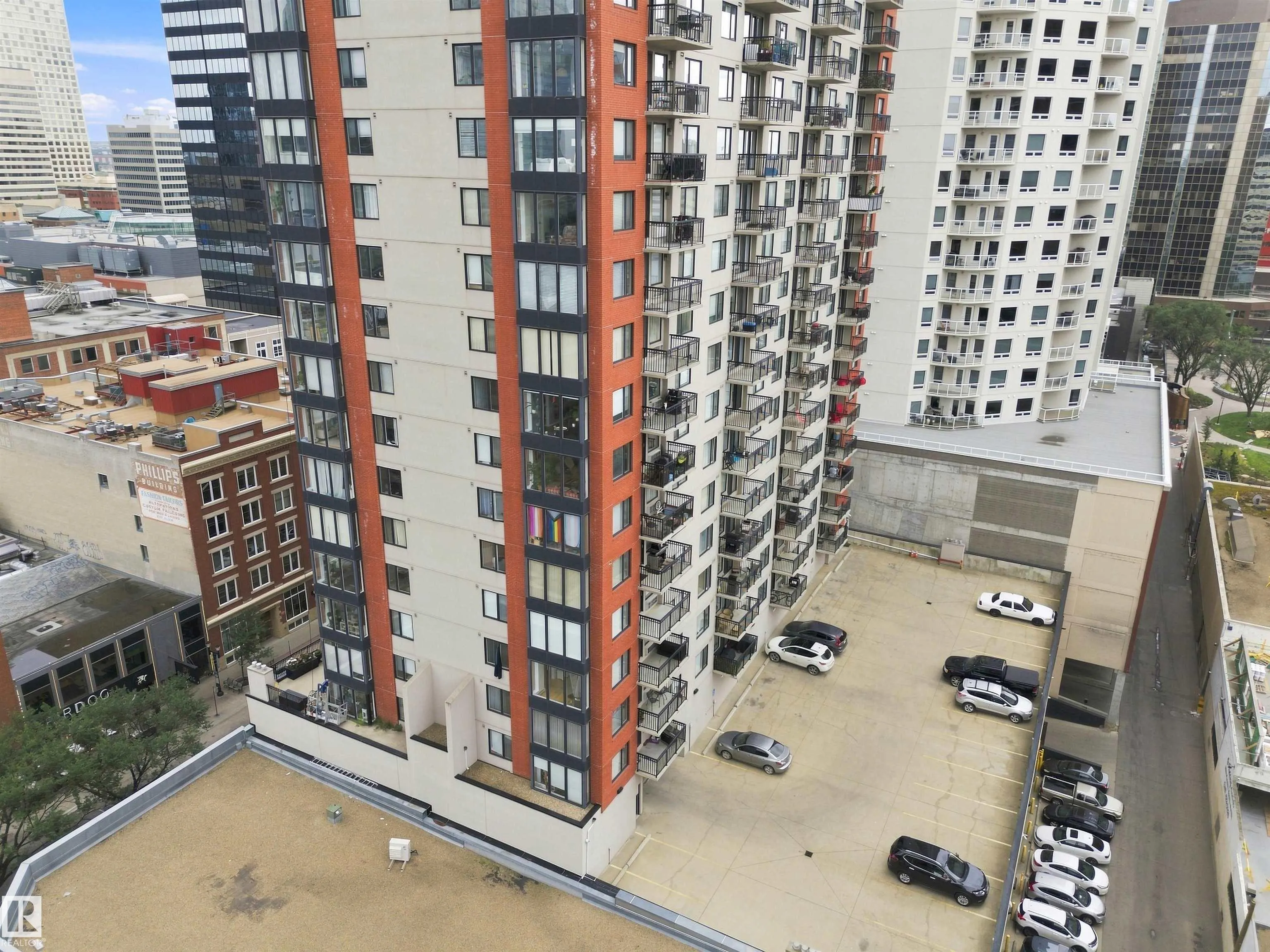 10180 104 Street