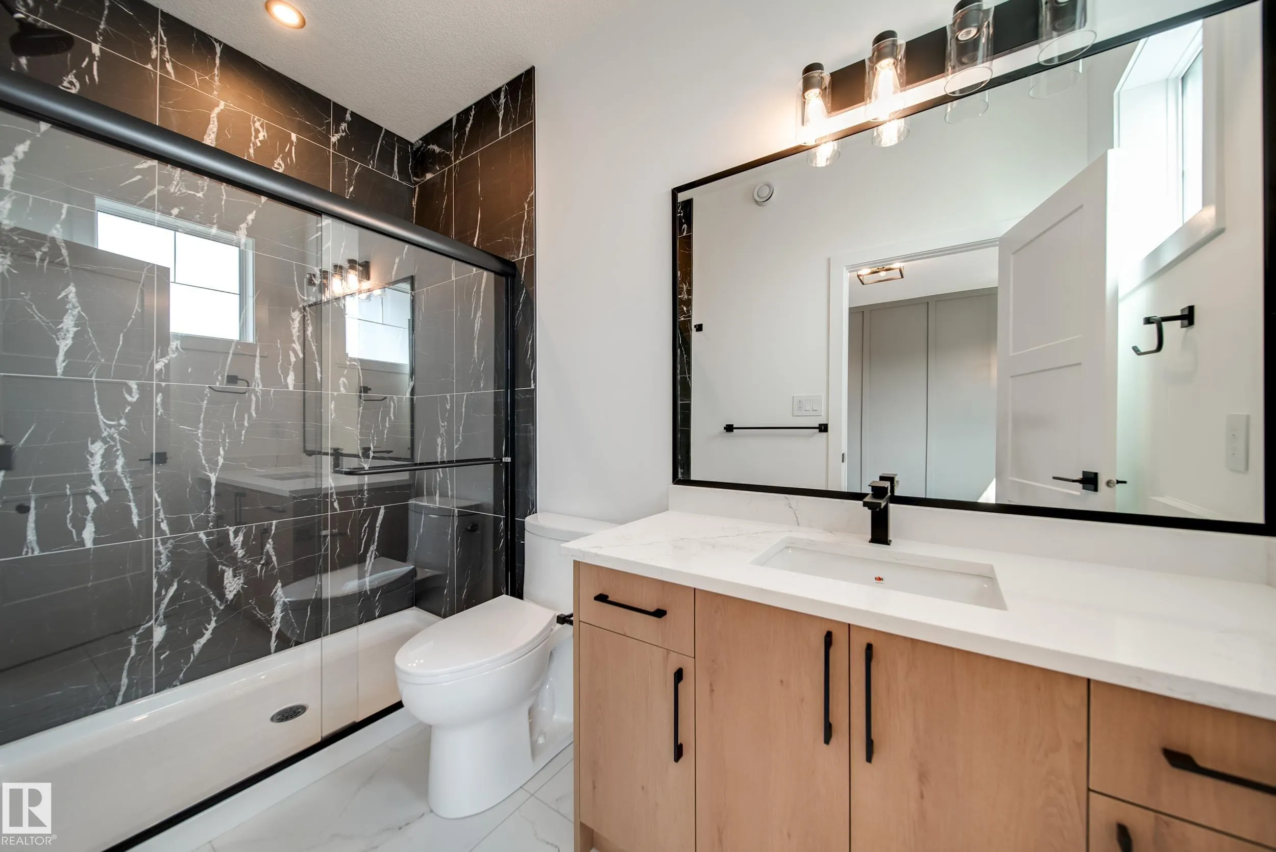 10 BLACKBIRD Bend