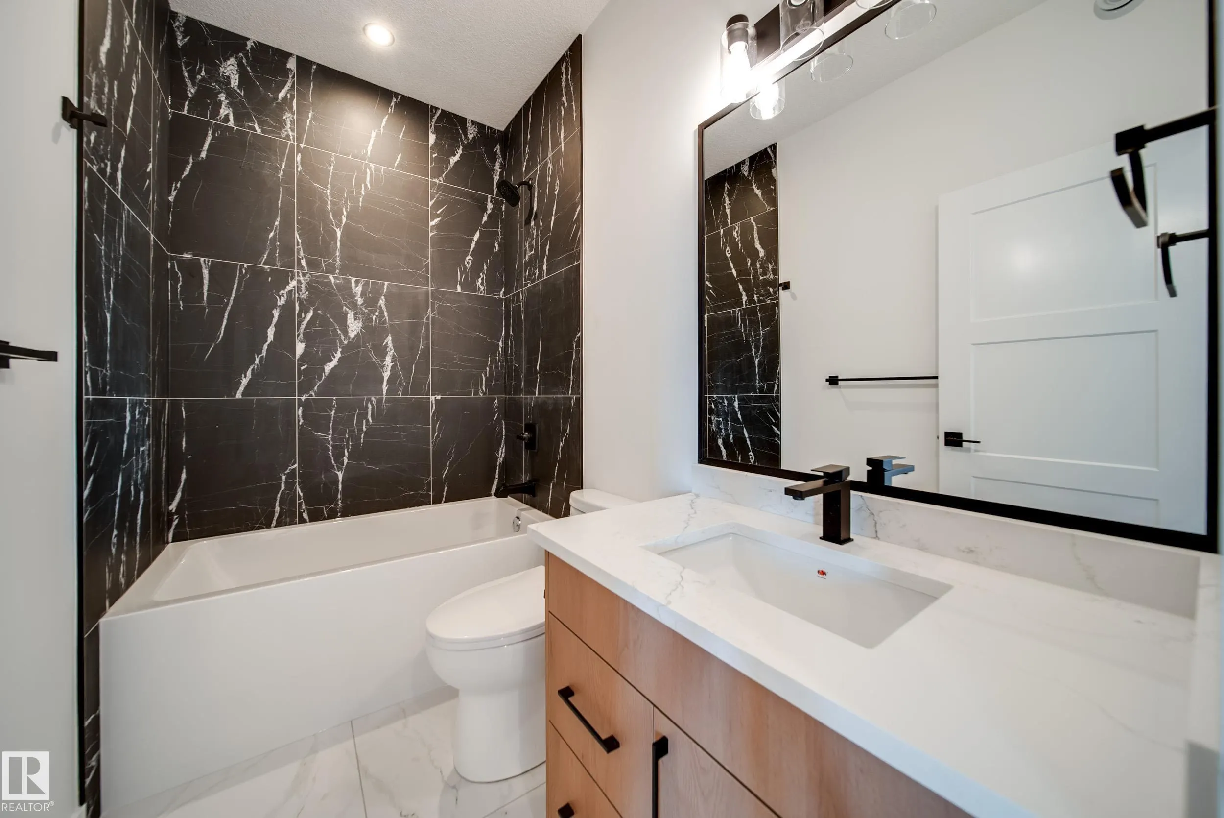 10 BLACKBIRD Bend