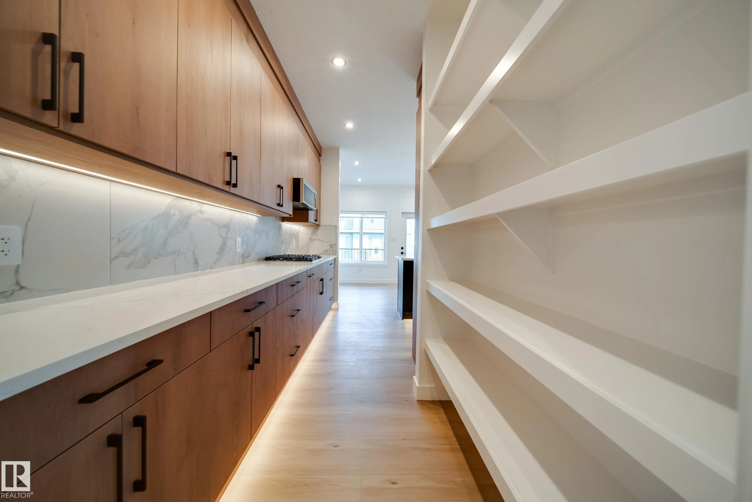 10 BLACKBIRD Bend