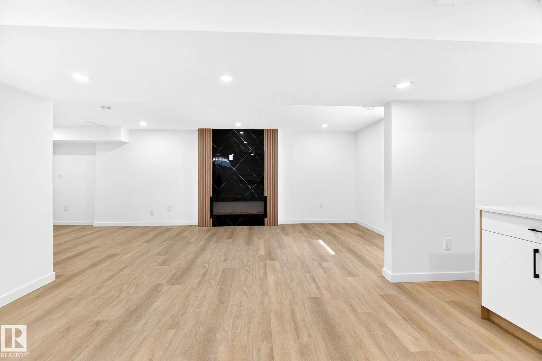 5 PEACE RIVER Drive