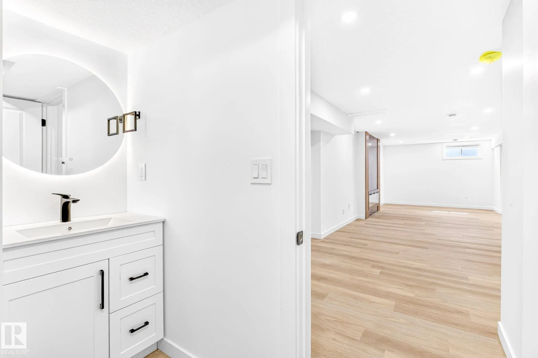 5 PEACE RIVER Drive