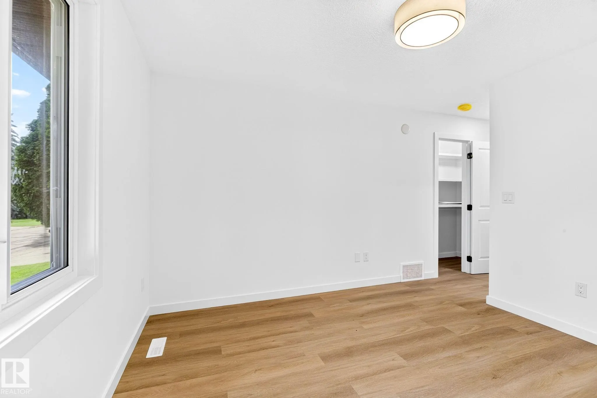 5 PEACE RIVER Drive