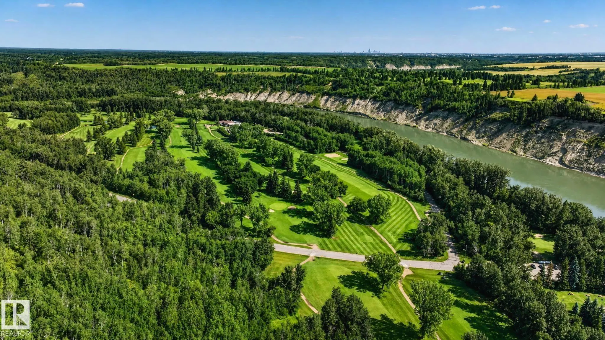 5 PEACE RIVER Drive