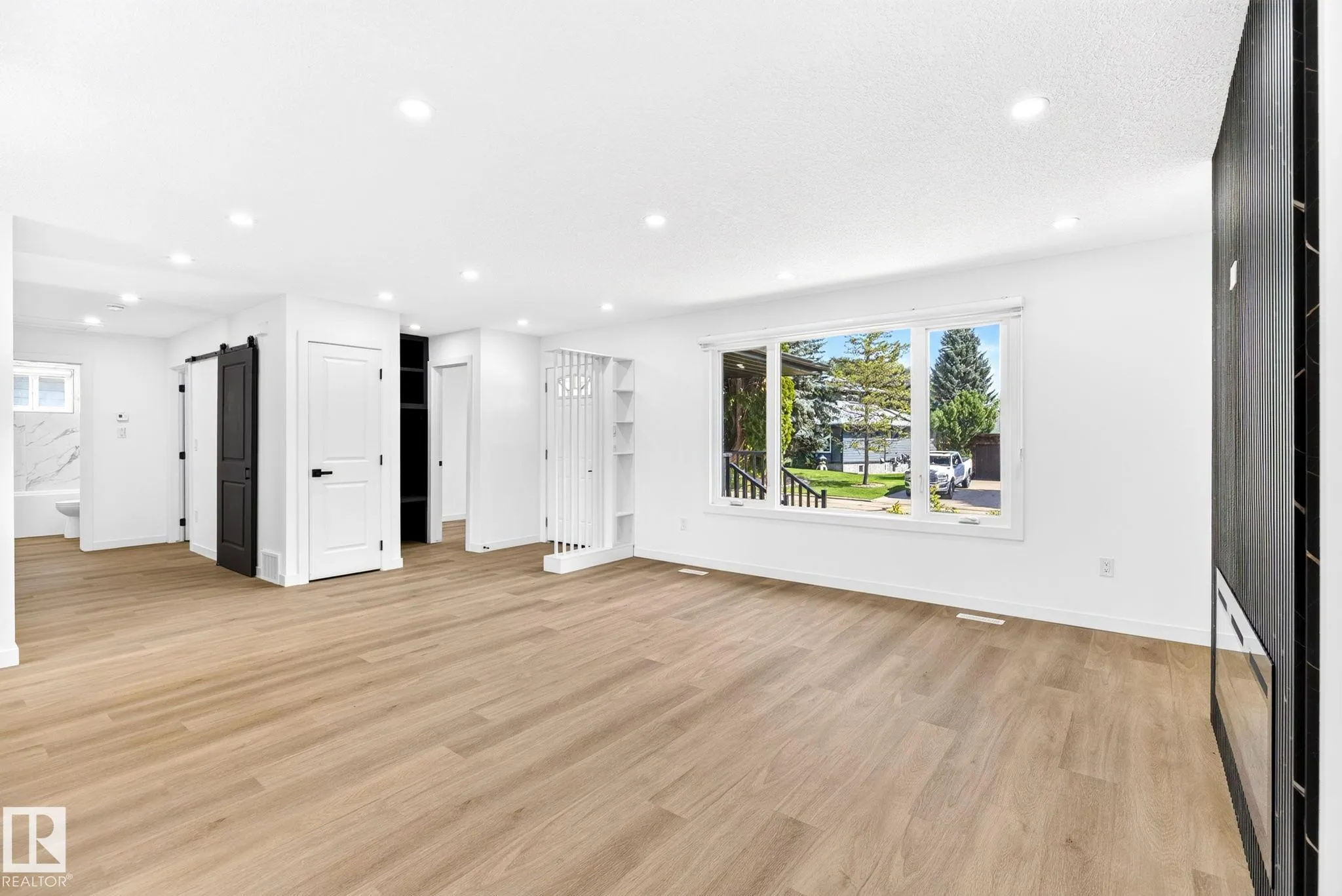 5 PEACE RIVER Drive