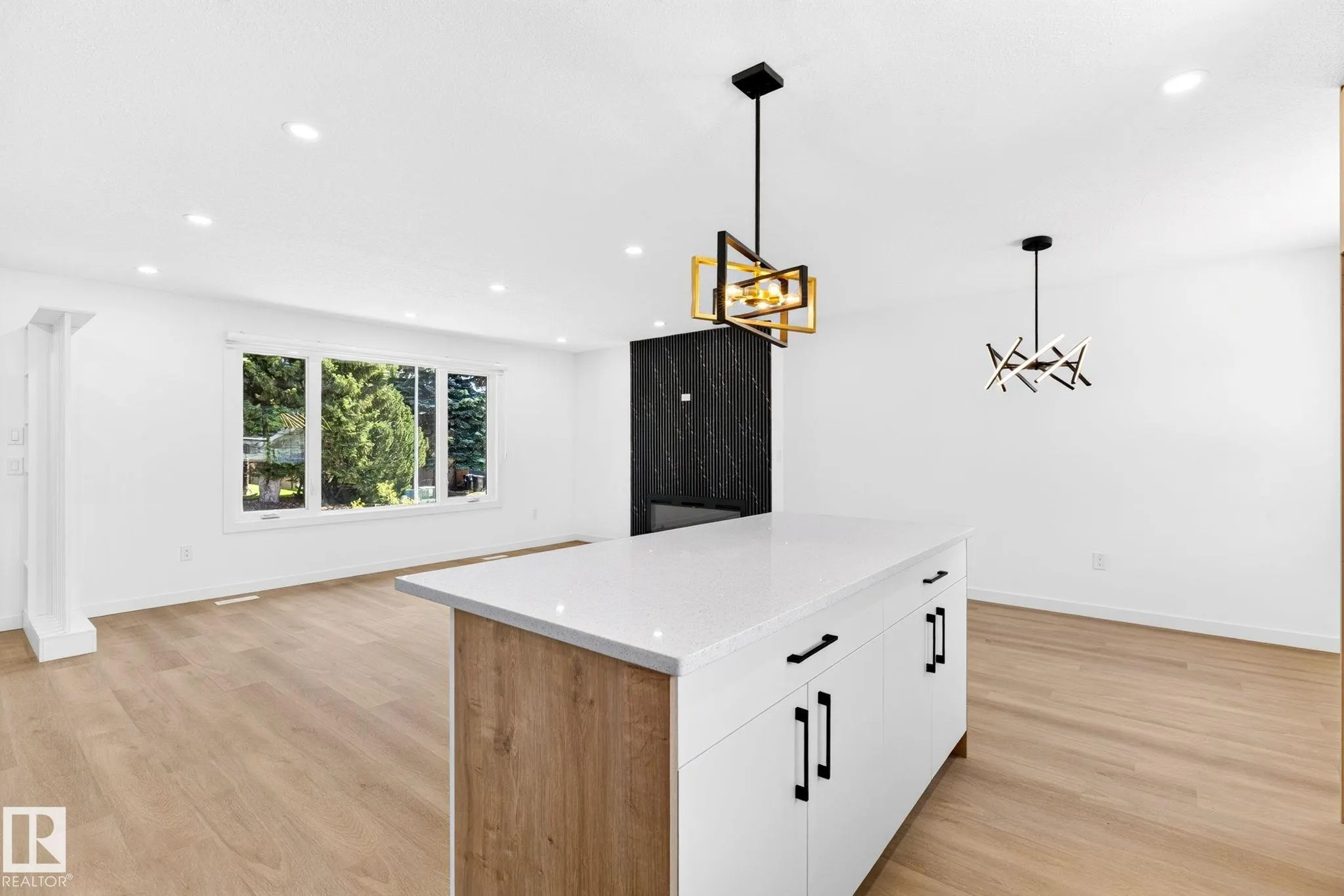 5 PEACE RIVER Drive
