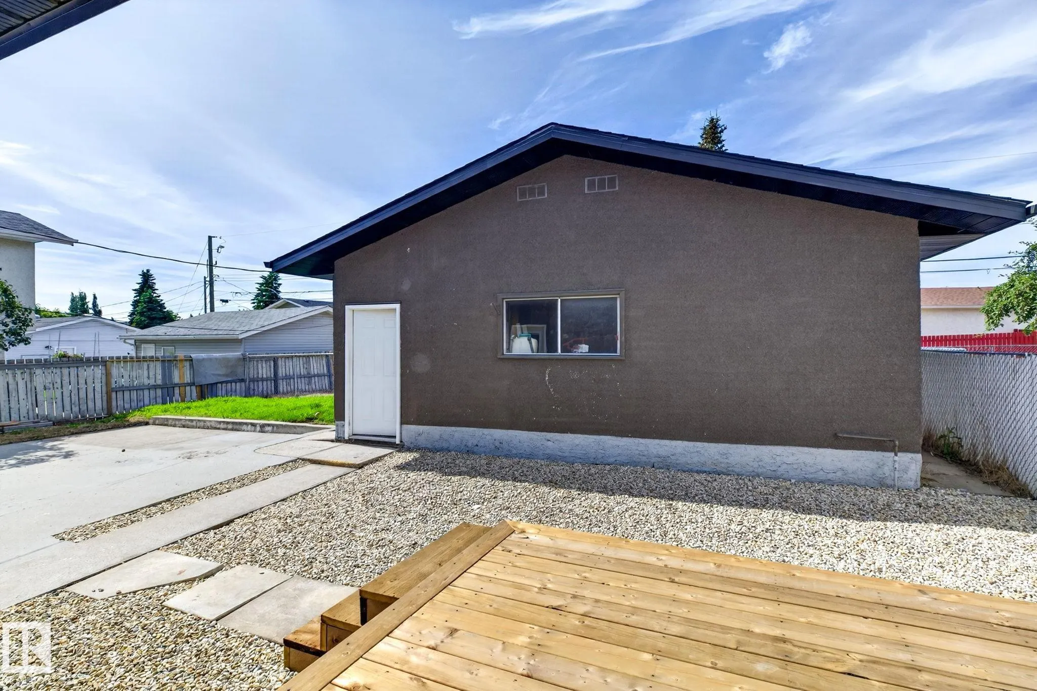 5 PEACE RIVER Drive
