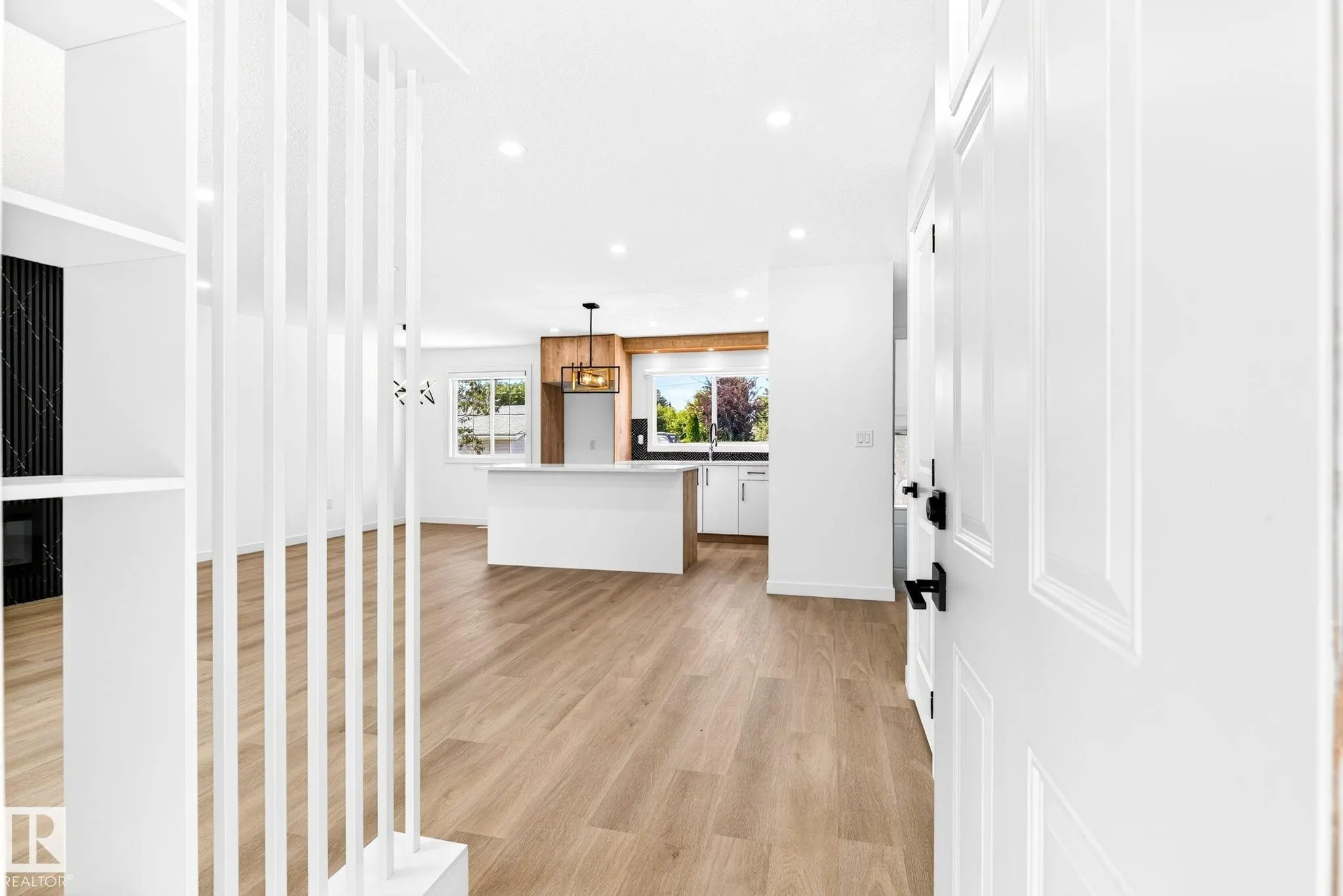 5 PEACE RIVER Drive