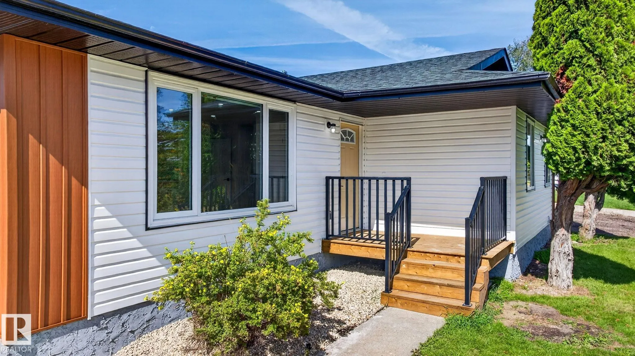 5 PEACE RIVER Drive