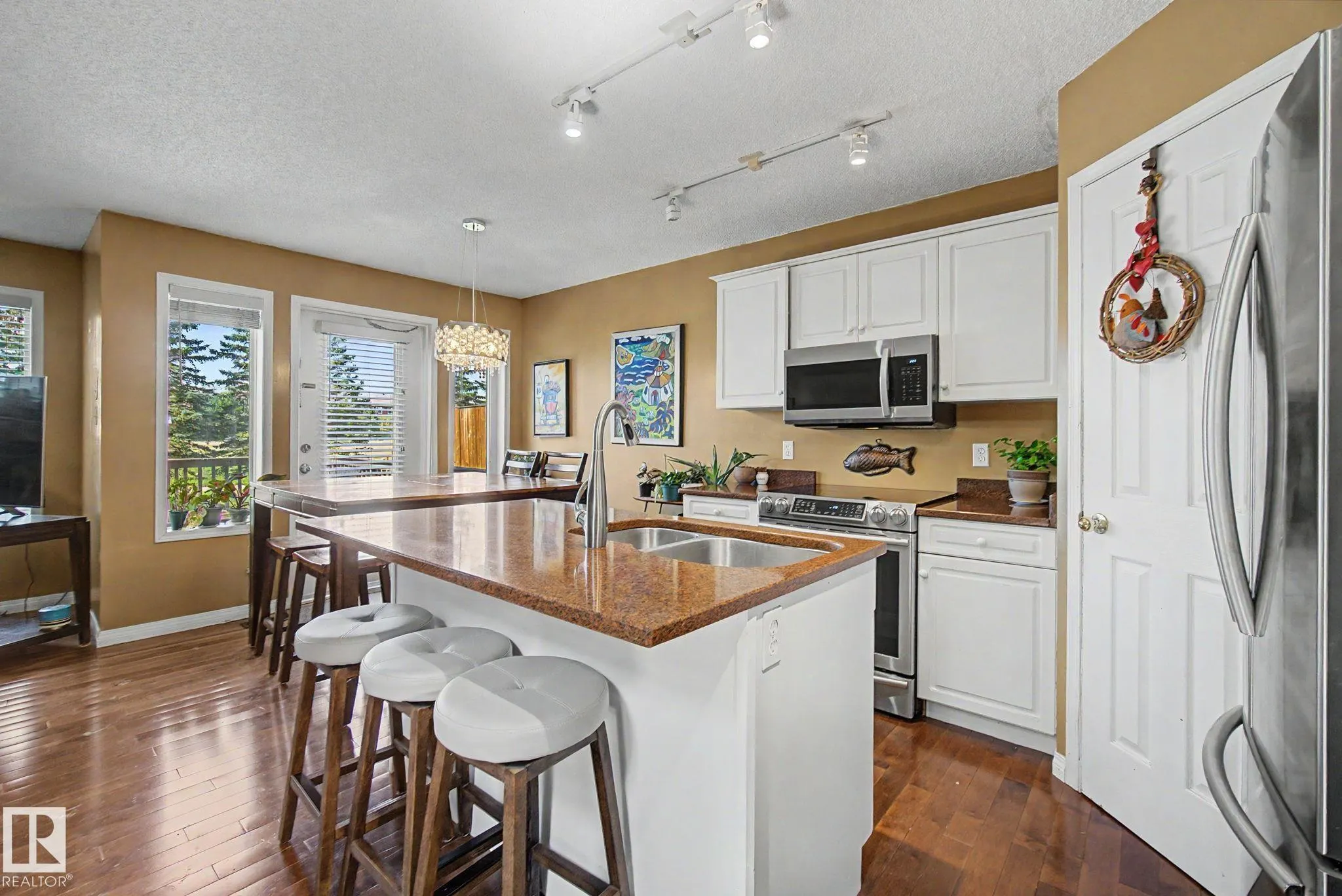 1754 TURVEY Bend
