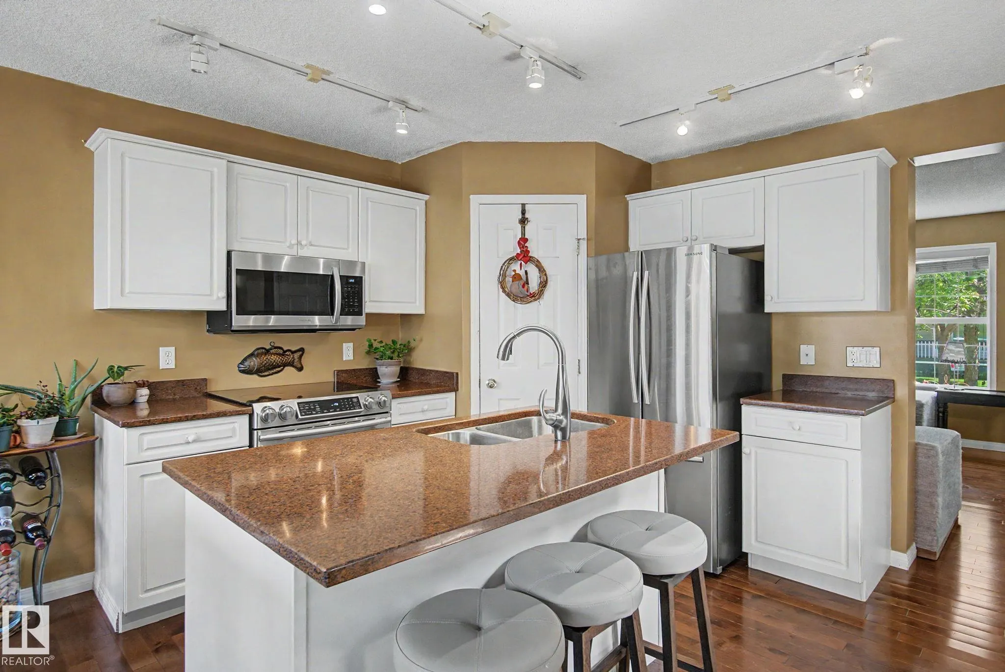 1754 TURVEY Bend